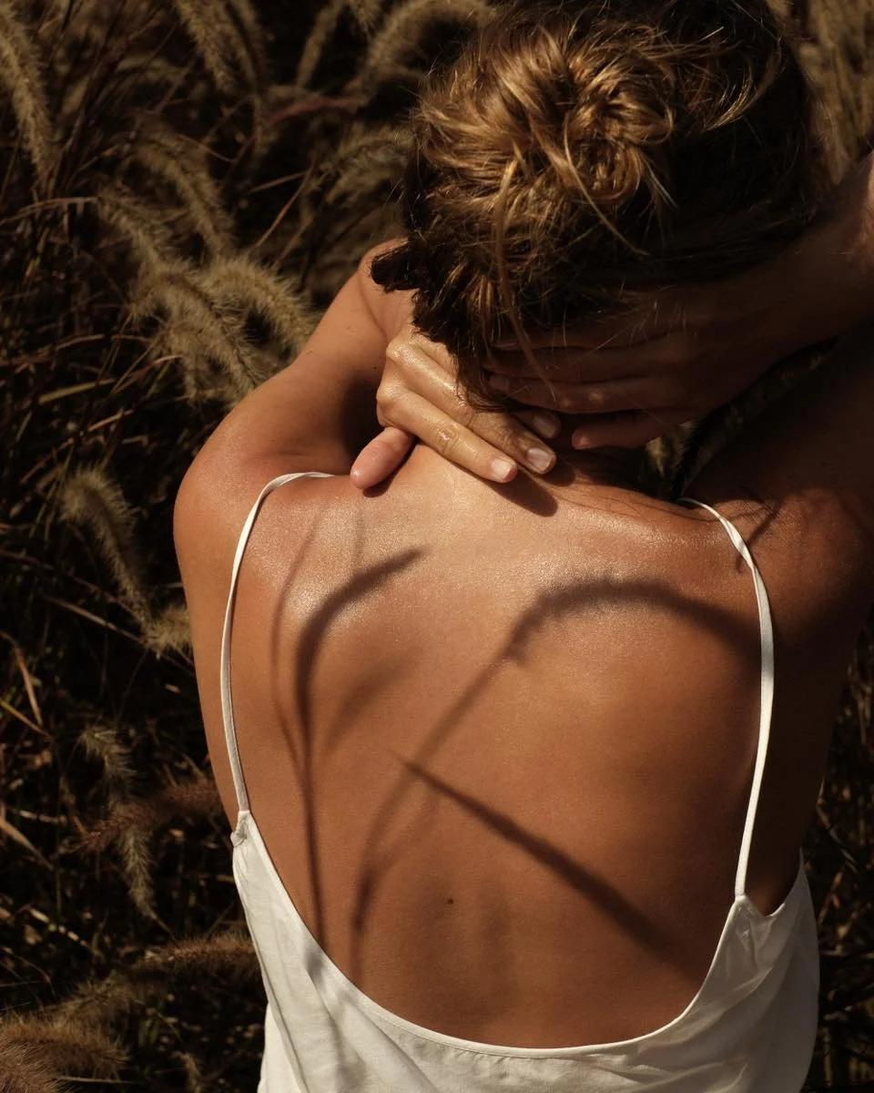 O bem-estar não é algo que criamos: surge naturalmente, alimentado pela paisagem, pelo ritmo mais lento e pelos rituais inspirados na nossa terra.
.
.
O bem-estar não é algo que criamos: surge naturalmente, alimentado pela paisagem, pelo ritmo m