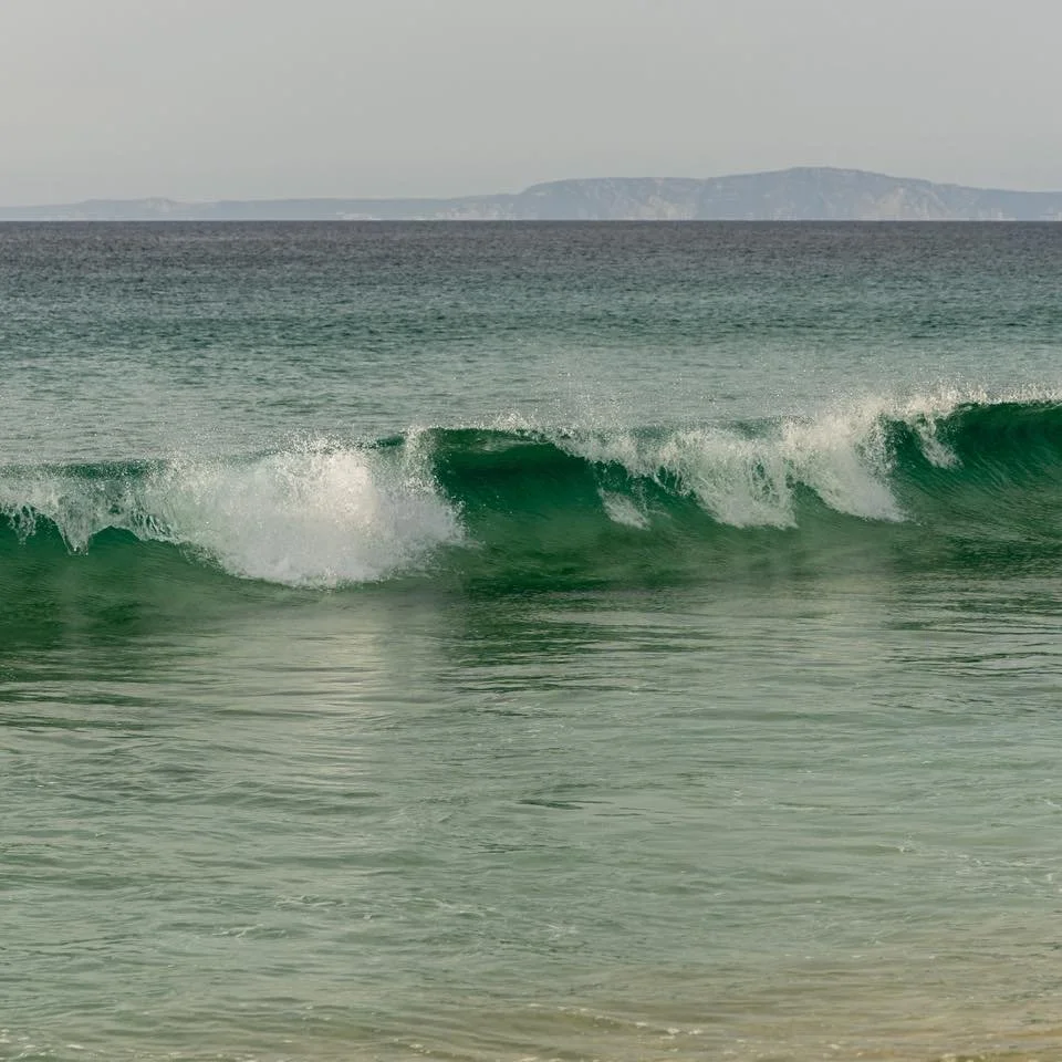 No 
@elemento_atlantico 
, o oceano nunca é apenas a vista.
.
.
No @elemento_atlantico, o oceano não é apenas parte da vista.

📷 @prism.pt @andre_stachel 
📷 @jose___cuevas
