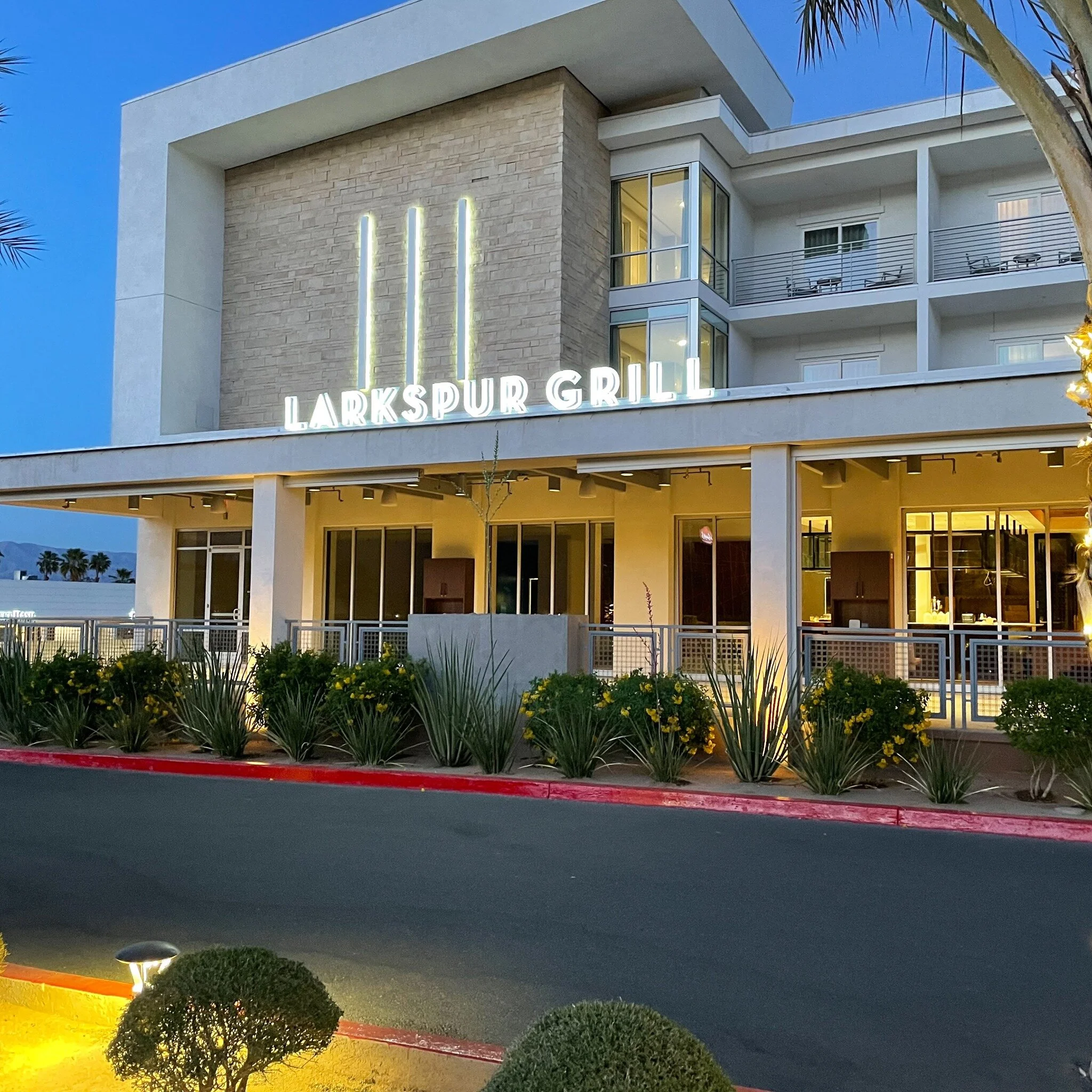 Larkspur Grill Hotel Paseo