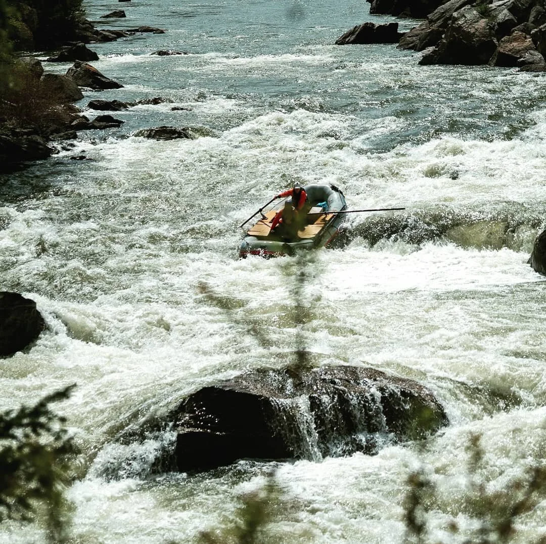 I still get nervous/excited/scared before rapids. I think that's a good thing, so long as I can see clearly when I need to, so long as I don't french fry when I should pizza. I'm about to full pizza in this photo. Then french fry for 30 miles to the 