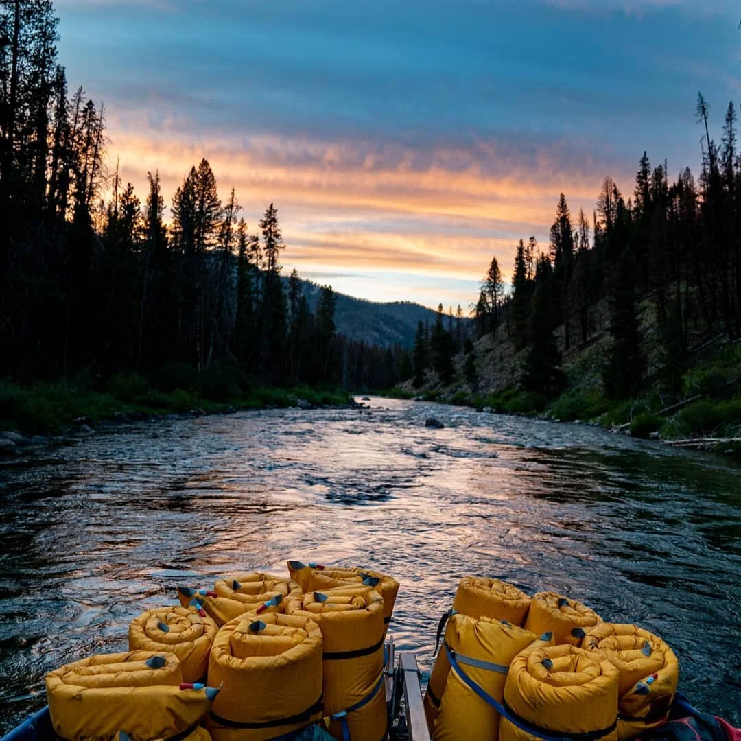 Squeezing the last bit of light out on a middle fork deadhead. It's a beautiful scene but honestly a bit stressful. Camp isn't much further but it's close to impossible to navigate downriver in the dark. Can't afford to make mistakes and get stuck fo