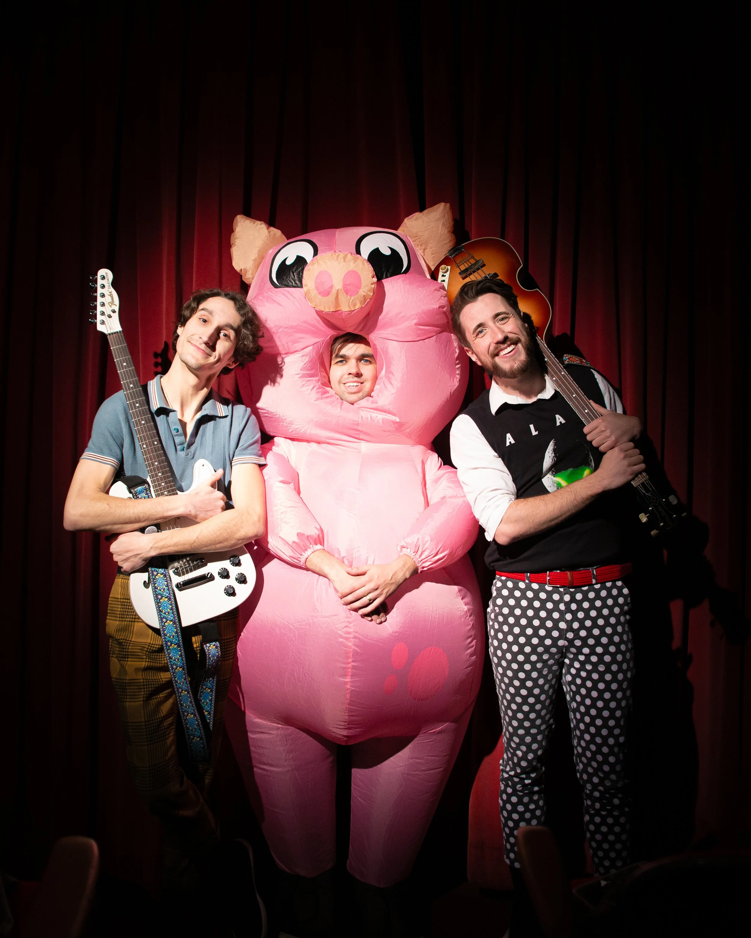 Copy of TOXHARD BAND PORTRAIT - CURTAIN 06.jpg