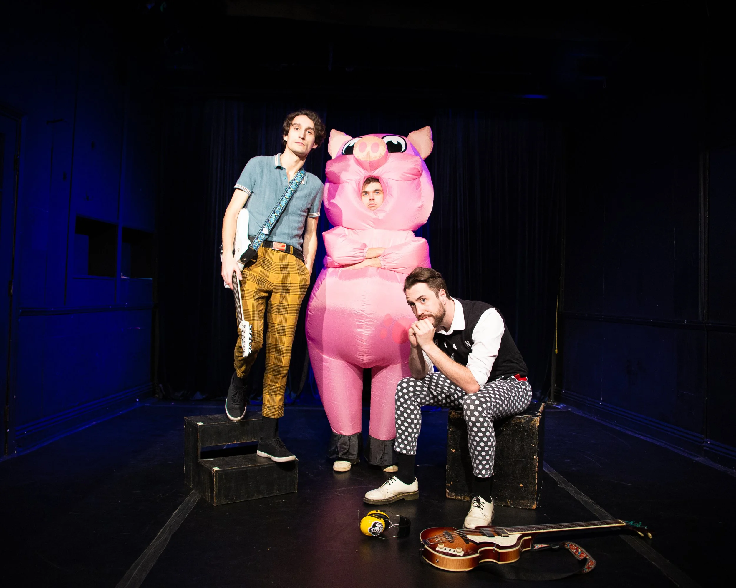 Copy of TOXHARD BAND PORTRAIT - CURTAIN 05.jpg