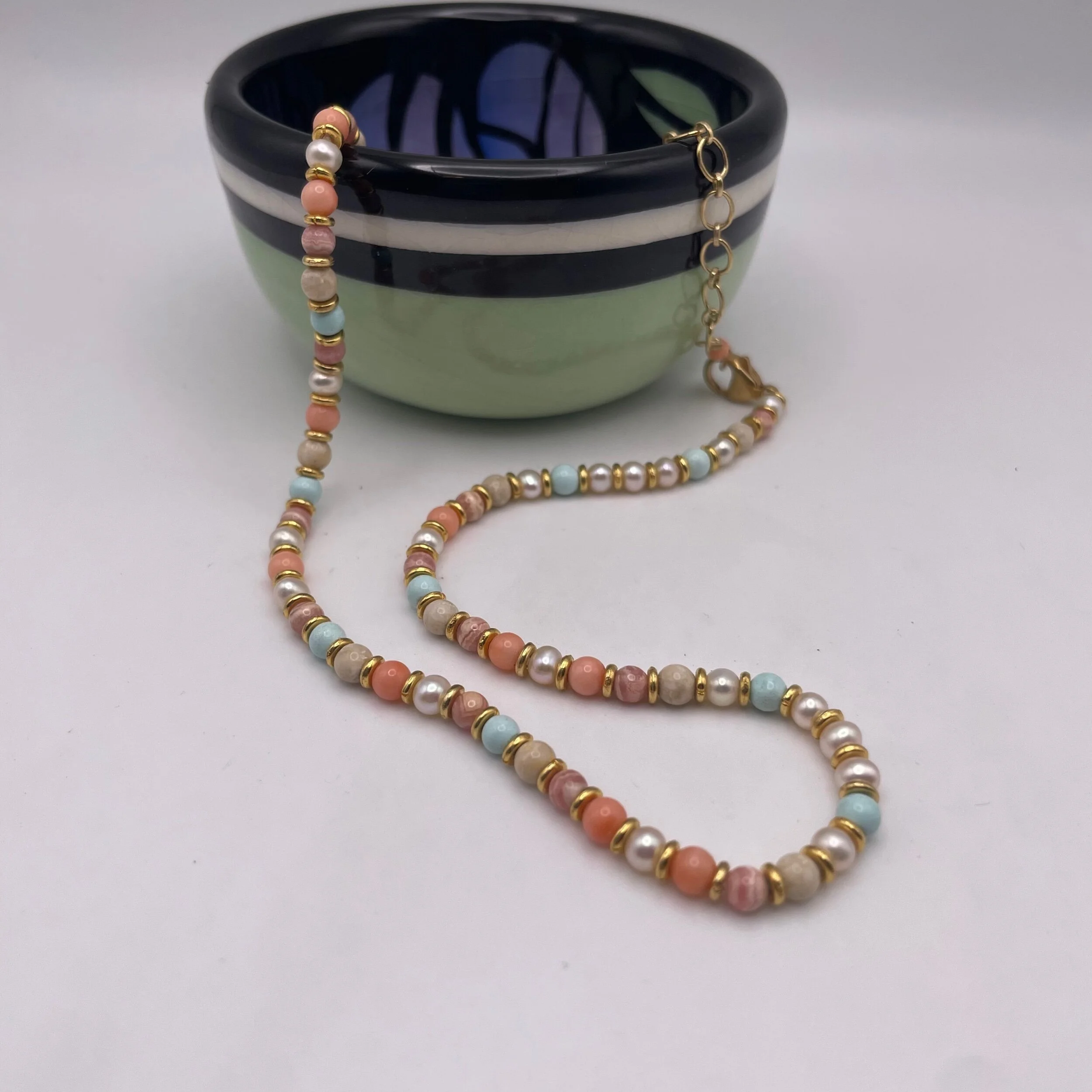 348D94E4-76E3-4334-AA74-9E4374600435