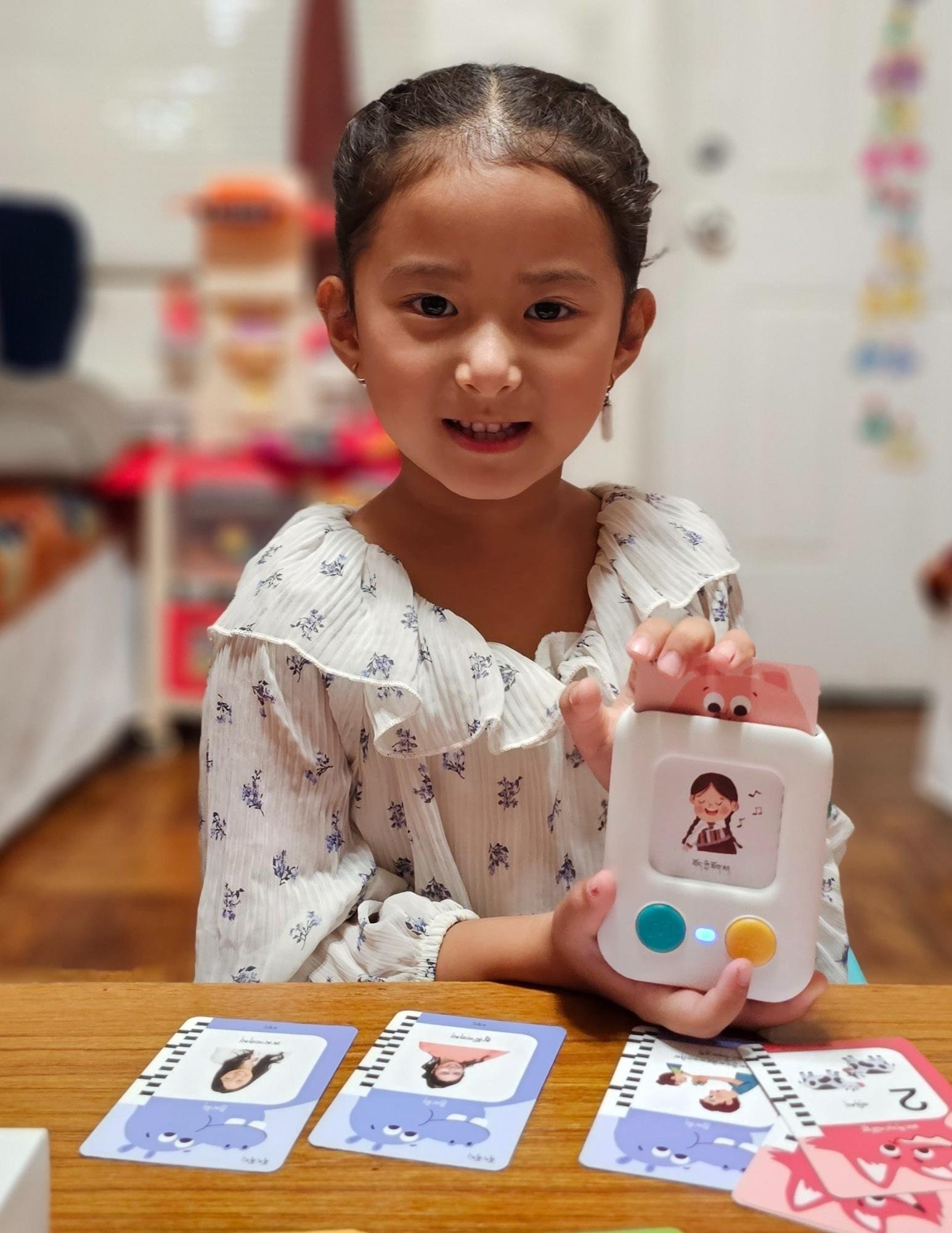 Tibetan Flashcard Reader Model 2.jpg