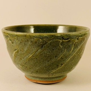 IMG_4163 spearmint slipped bowl.jpg