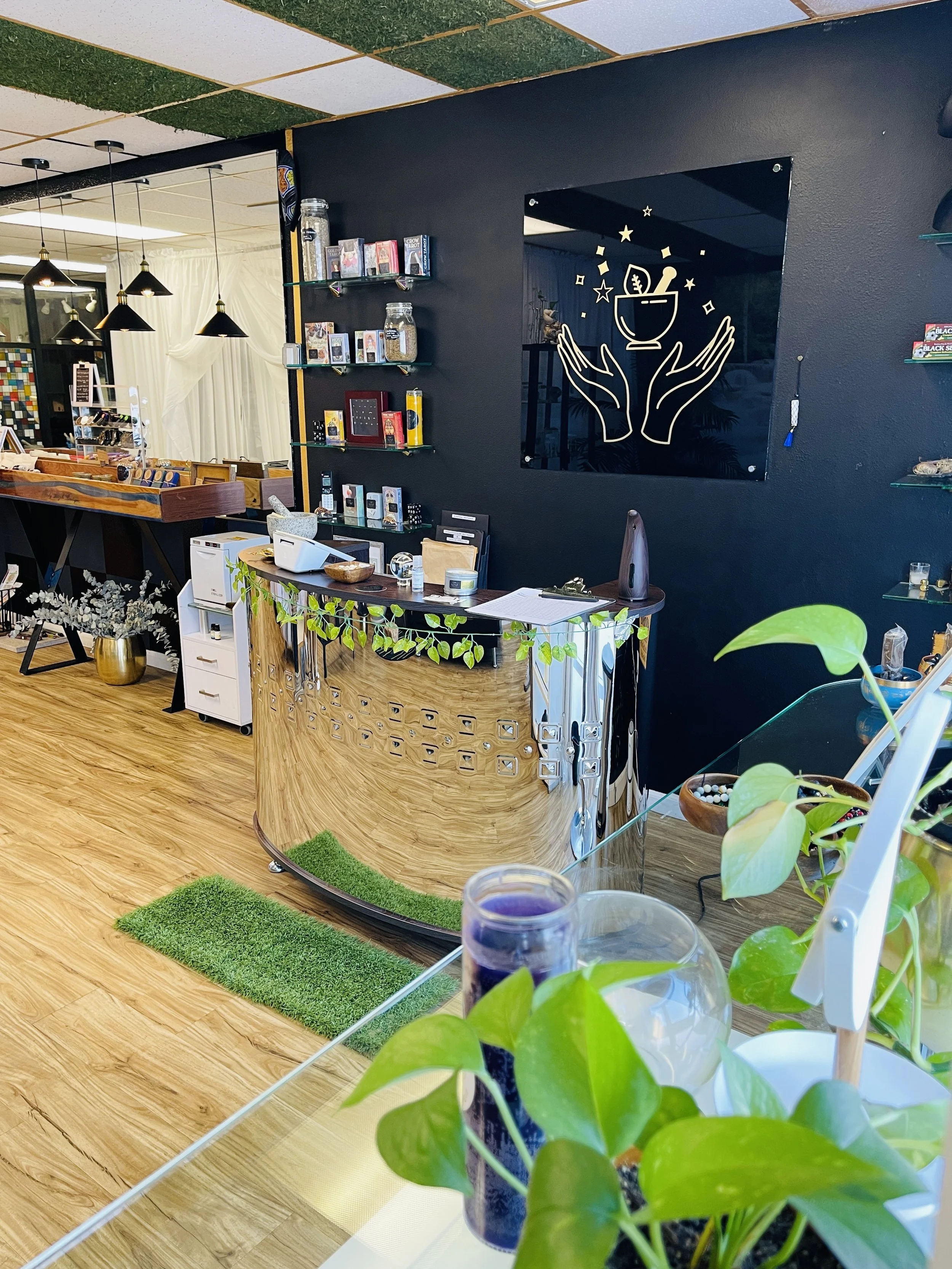 About — Dom Von Studio