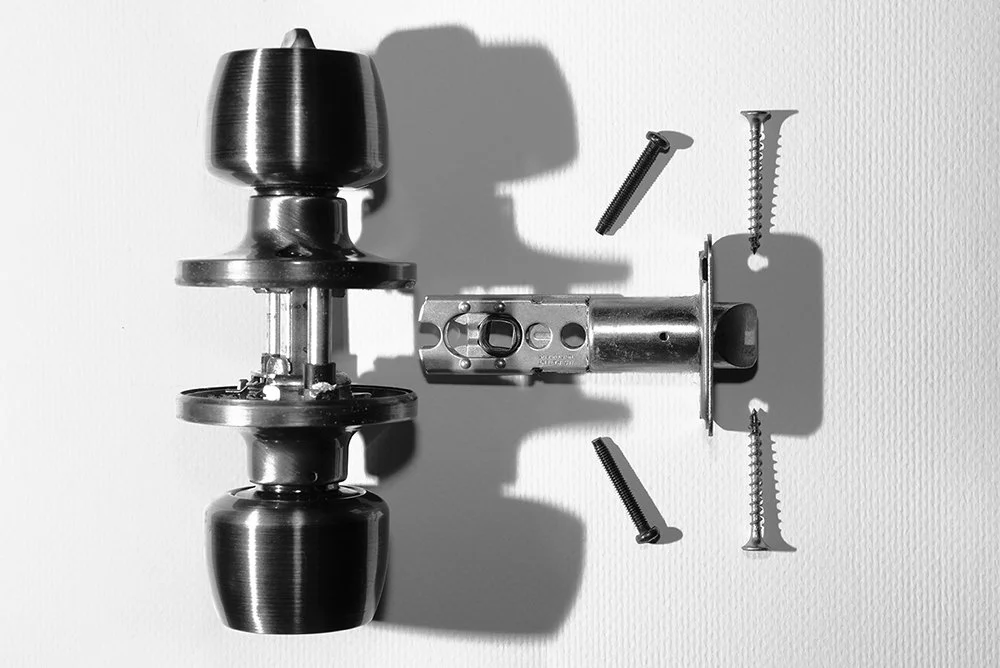 How to Install a Door Knob