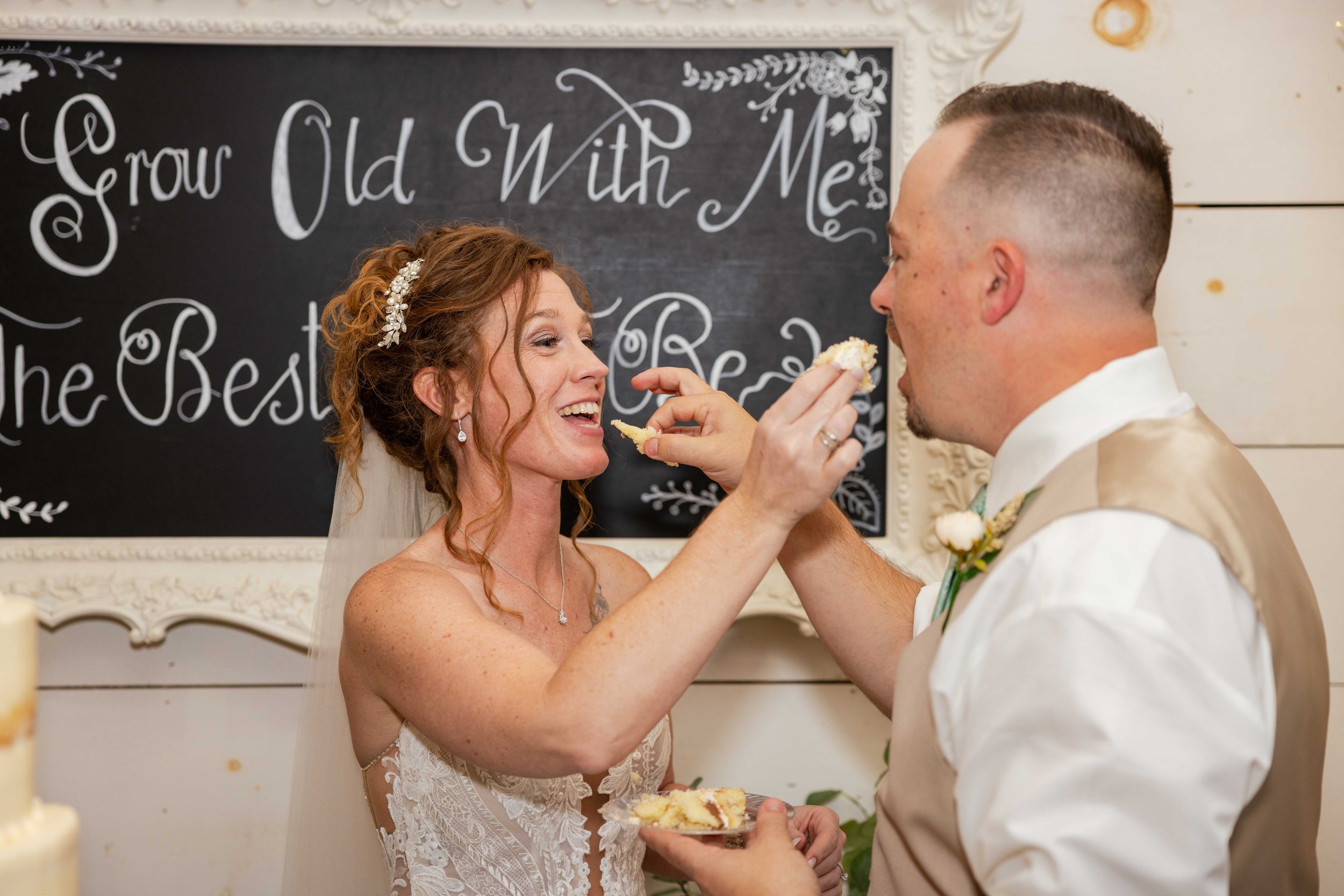 out-Jake&JessWeddig325.jpg