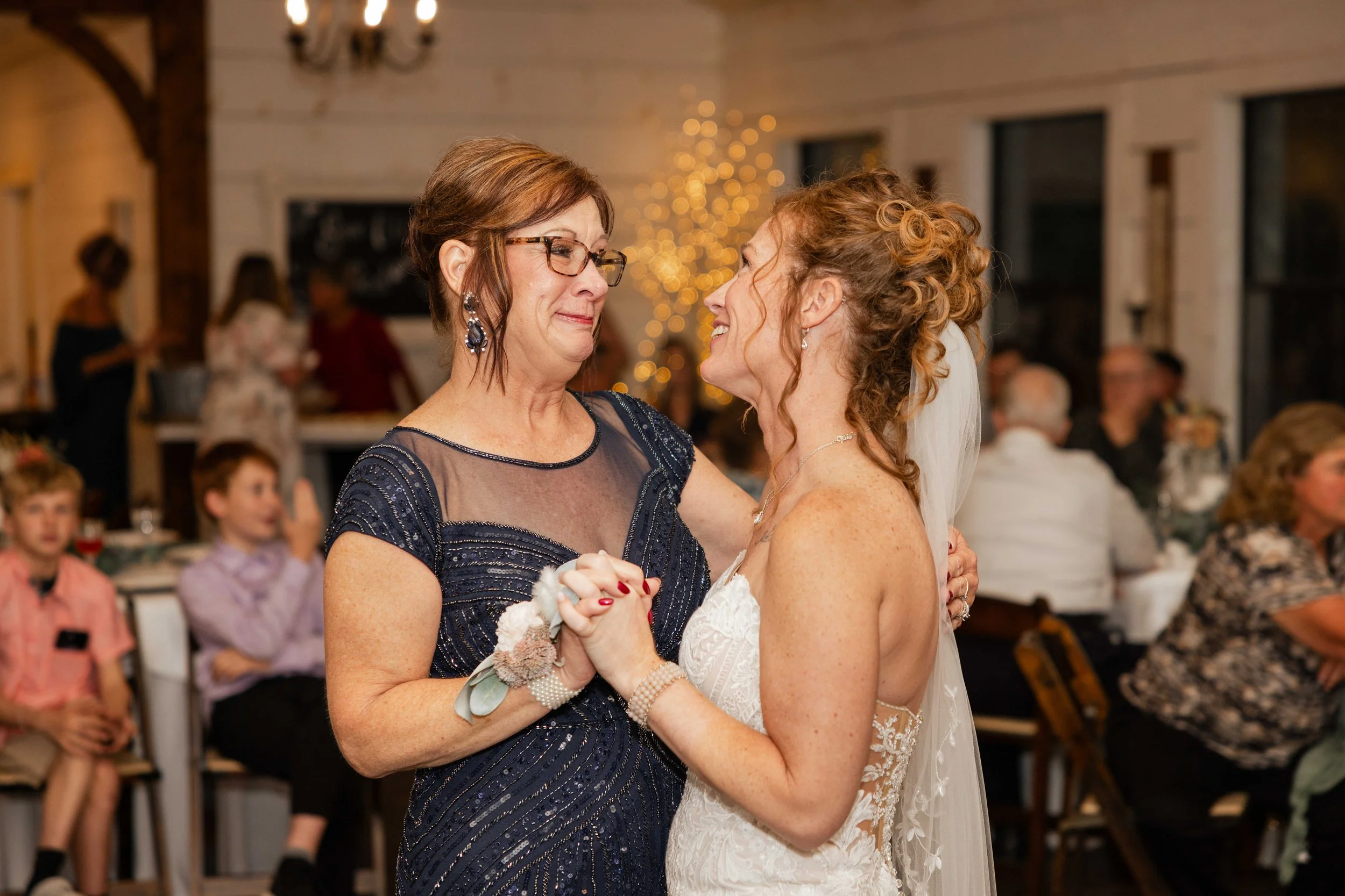 out-Jake&JessWeddig337.jpg