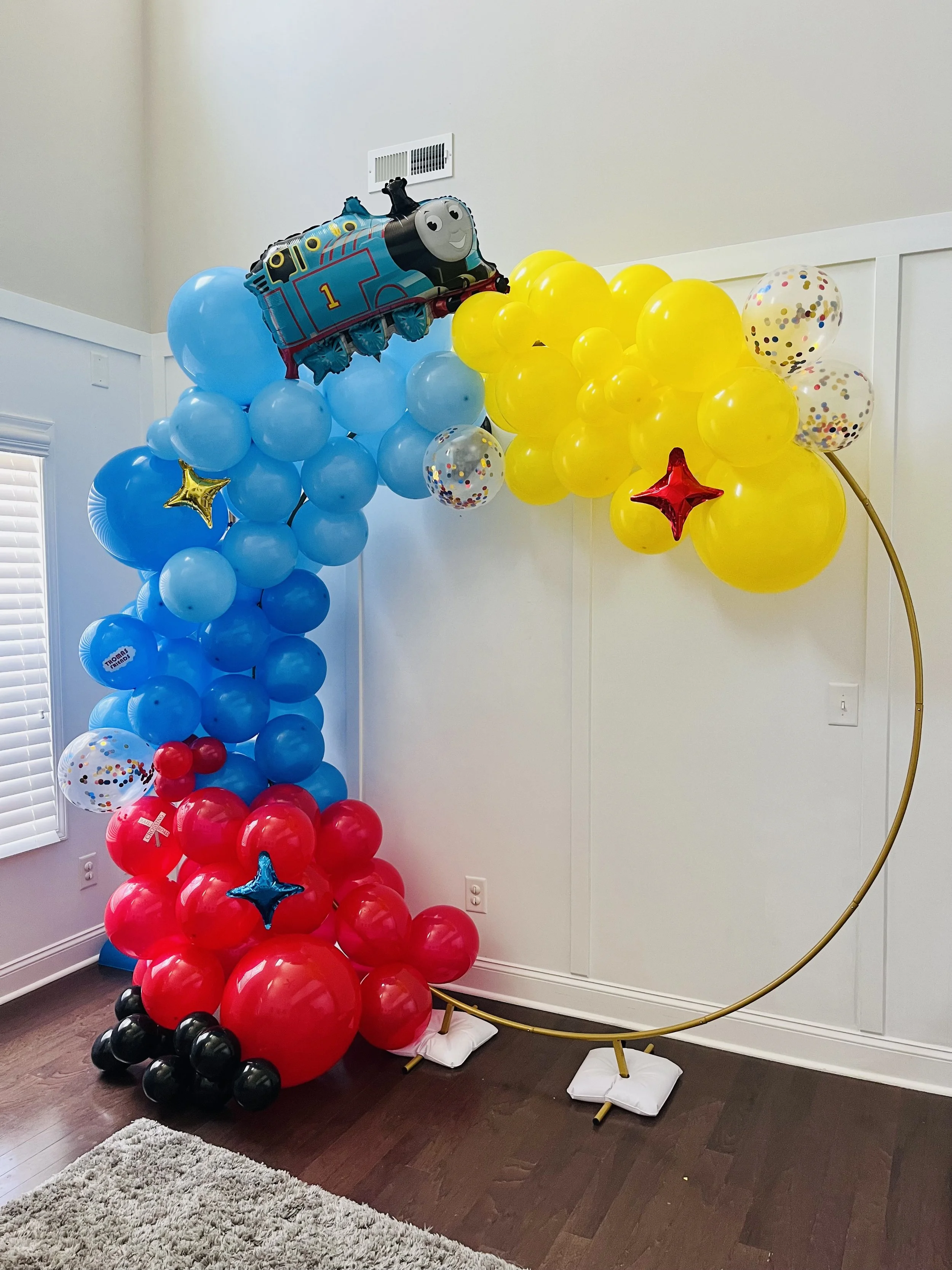 Balloon Arch.jpg