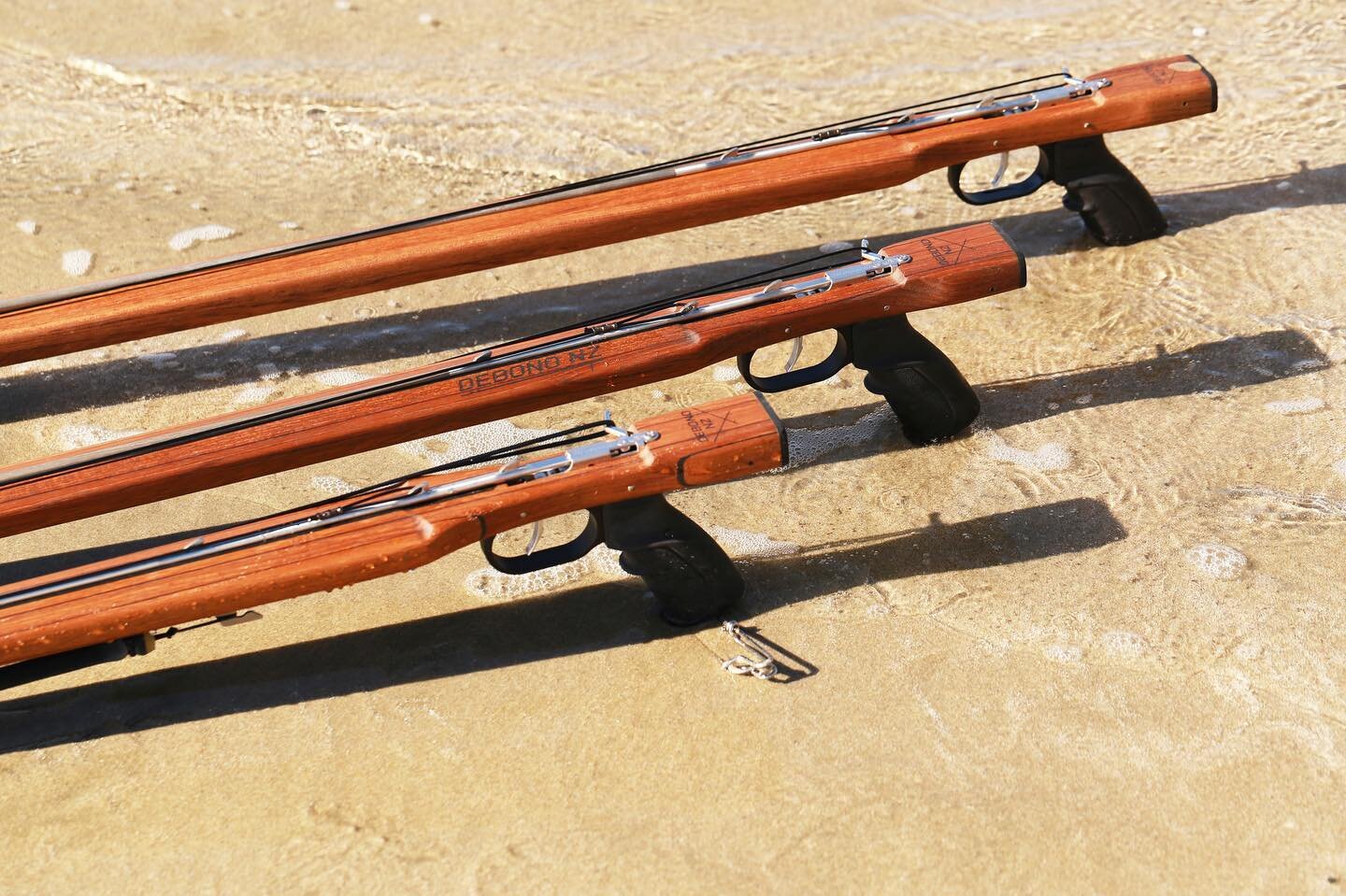 Locally Made Wooden Spearguns New Zealand- Debono Spearguns NZ