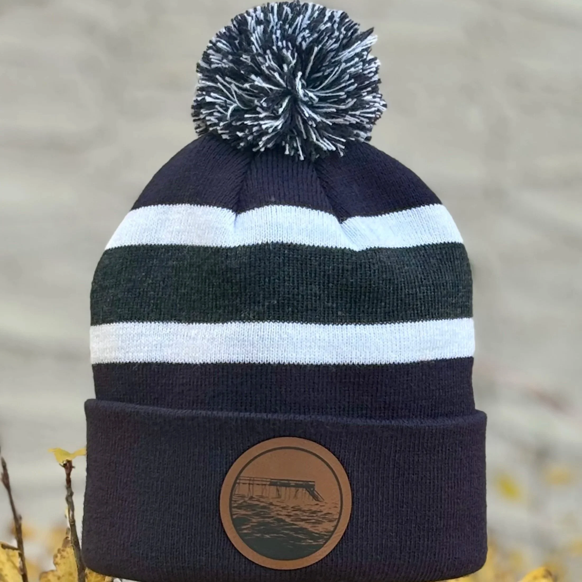 Pom-pom toque