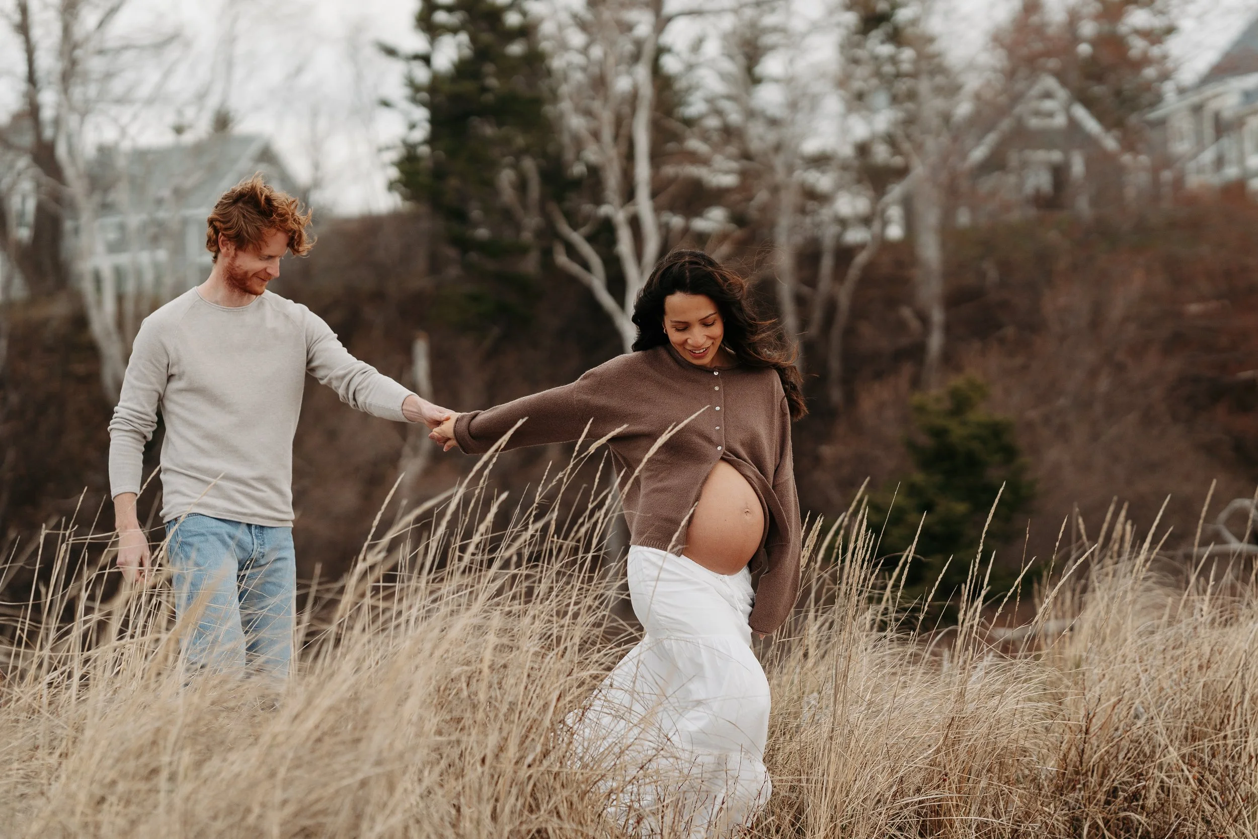 Wind, Sand &amp; Waiting for June | Alyssa + Geordie’s Melmerby Beach Maternity Session