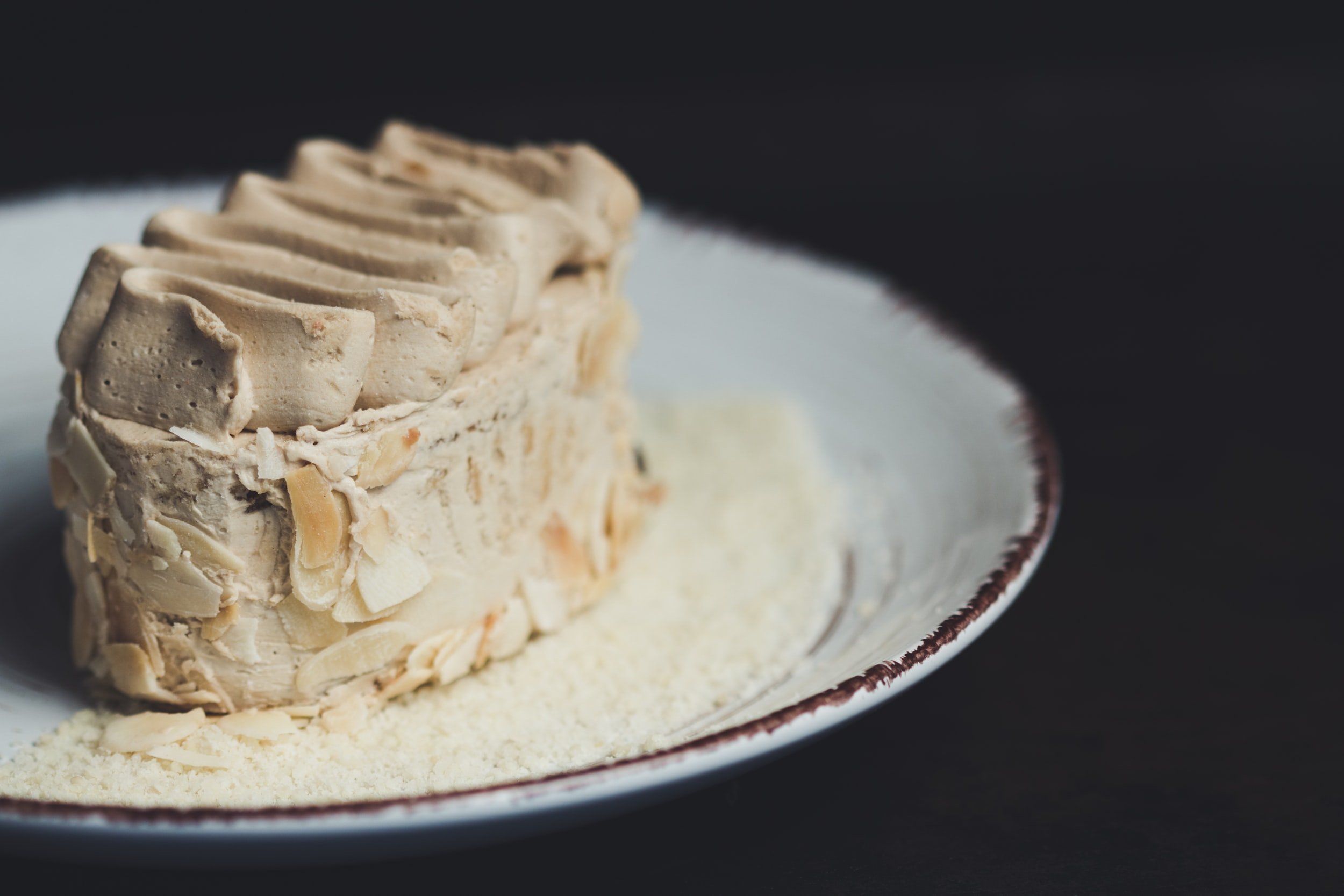 Here’s What You Need to Know About Dairy-Free Ice Cream