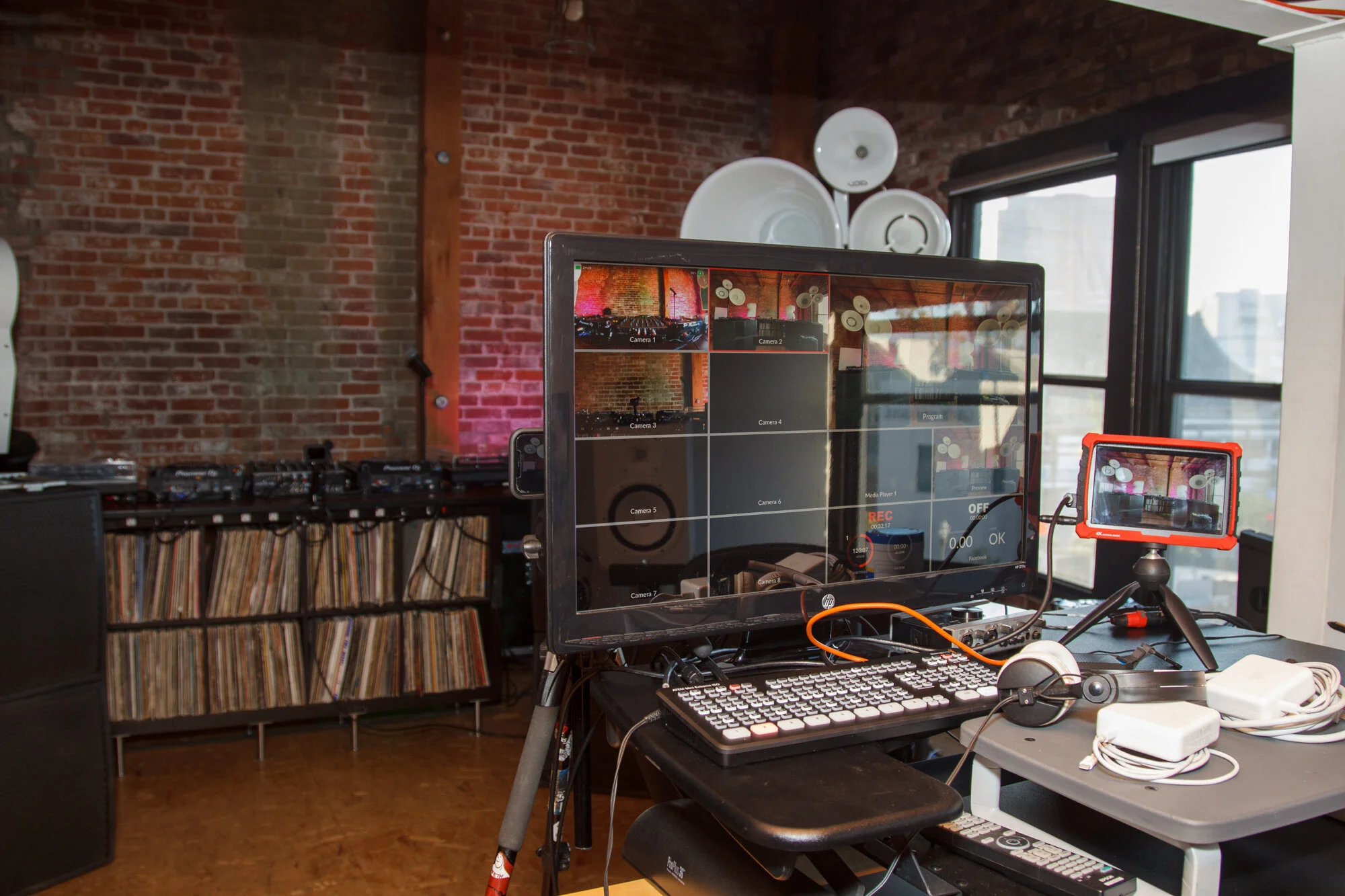 FUTUTRE // Mobile Coin Radio