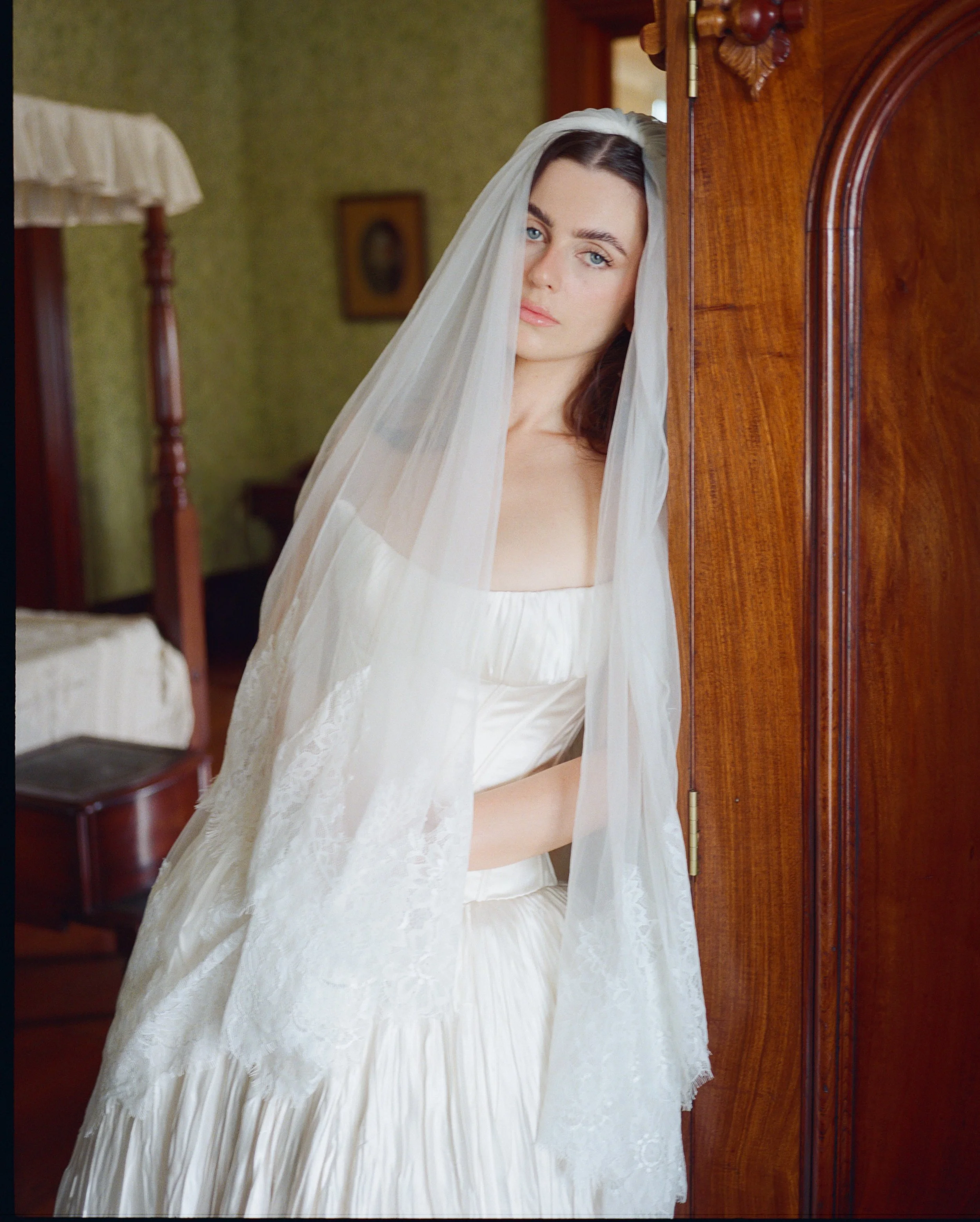 Ailish&Stian_V2_Portraits-1-3.jpg