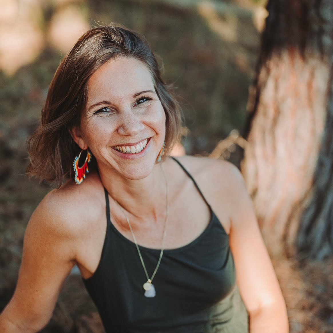 Hi, ich bin Sabrina 🤍
Viele von euch sind in der letzten Zeit hier neu dazugekommen &ndash; deshalb ein kurzes Hallo, ein bisschen &uuml;ber mich und dar&uuml;ber, was dich hier auf diesem Kanal erwartet.

Hier teile ich Gedanken, Impulse und Einbli