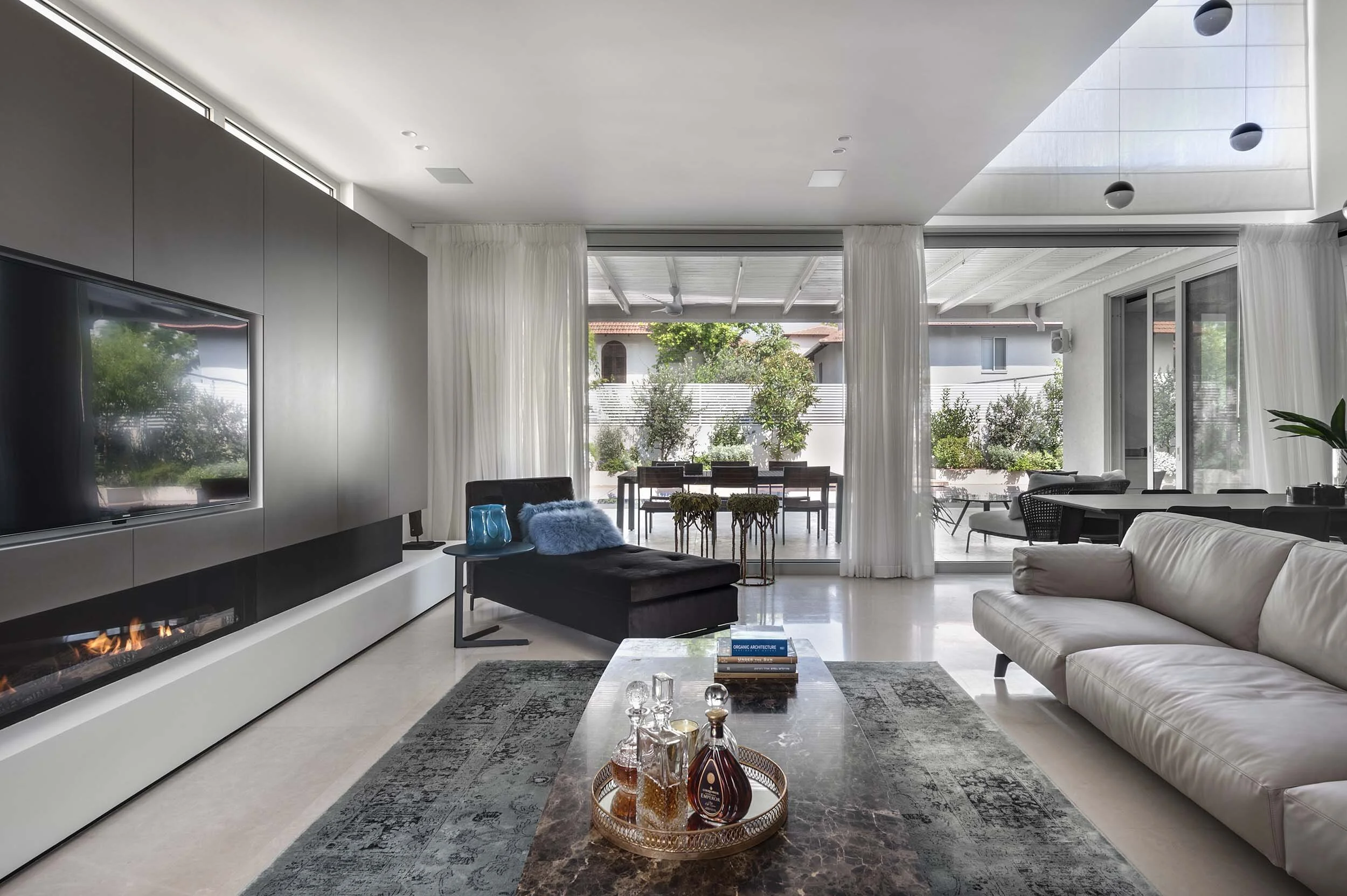 _DSC3390AAA copy.jpg