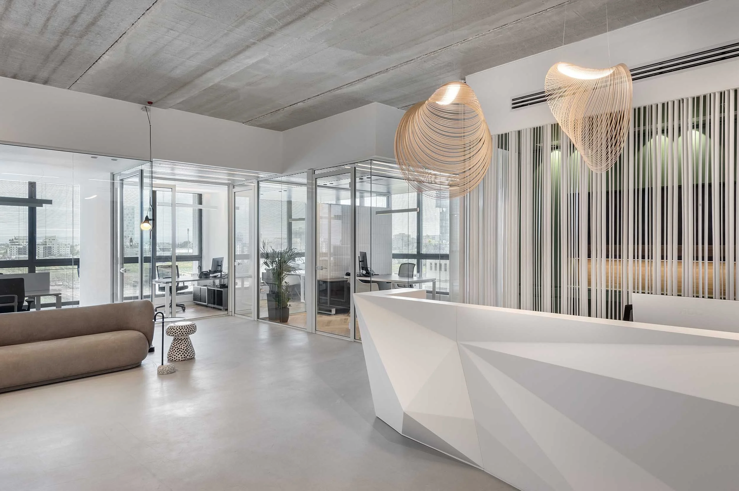 _DSC2413AAA copy.jpg