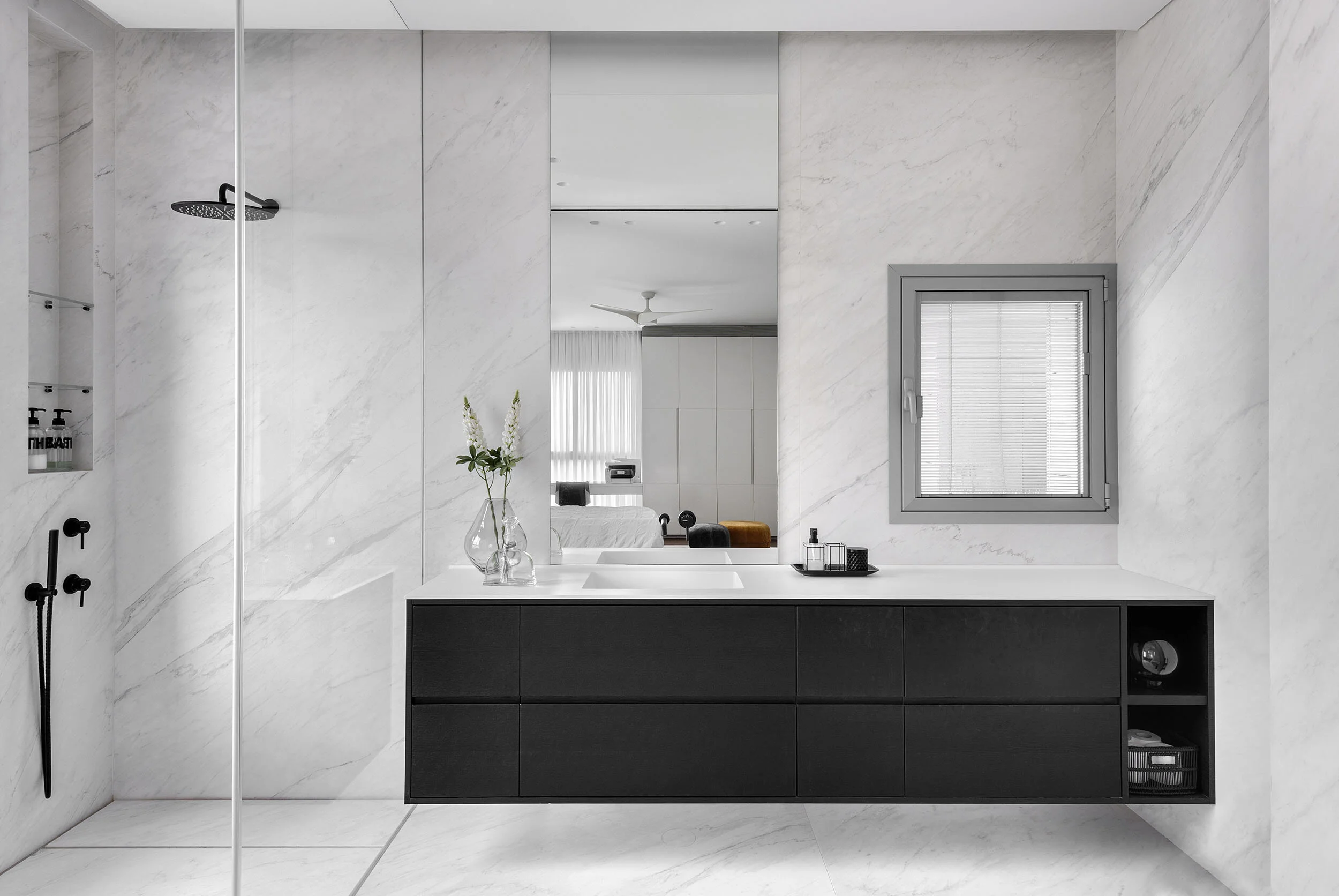 _DSC8724AAA copy.jpg