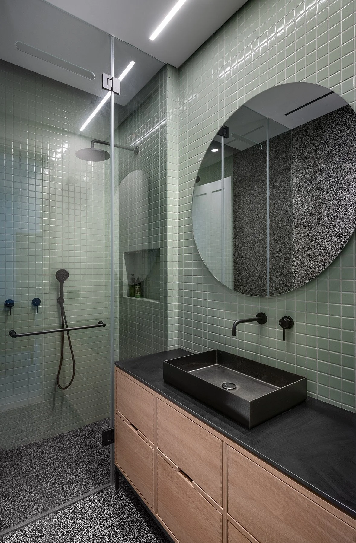 850_4992AAA copy_s.jpg