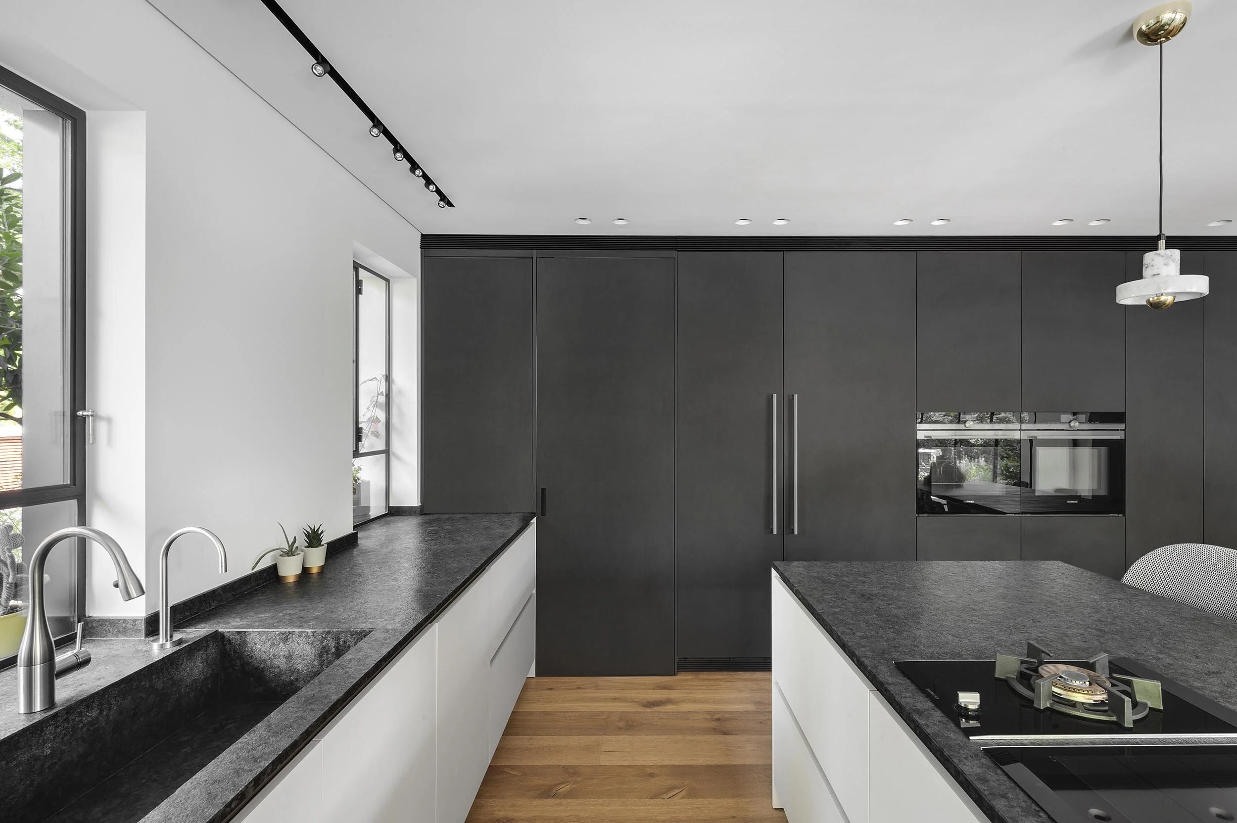 _DSC5652AAA copy.jpg