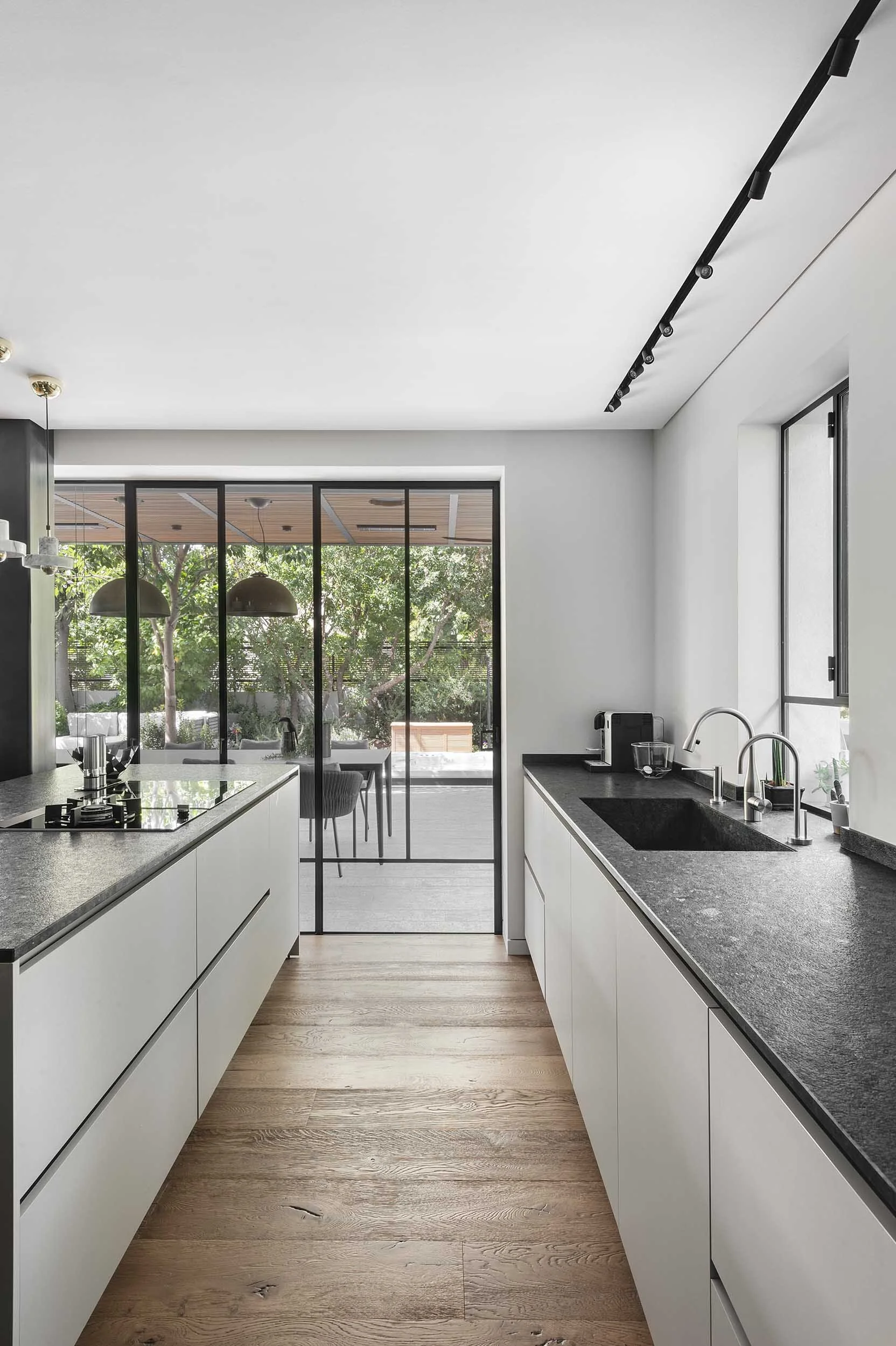 _DSC5660AAA copy.jpg