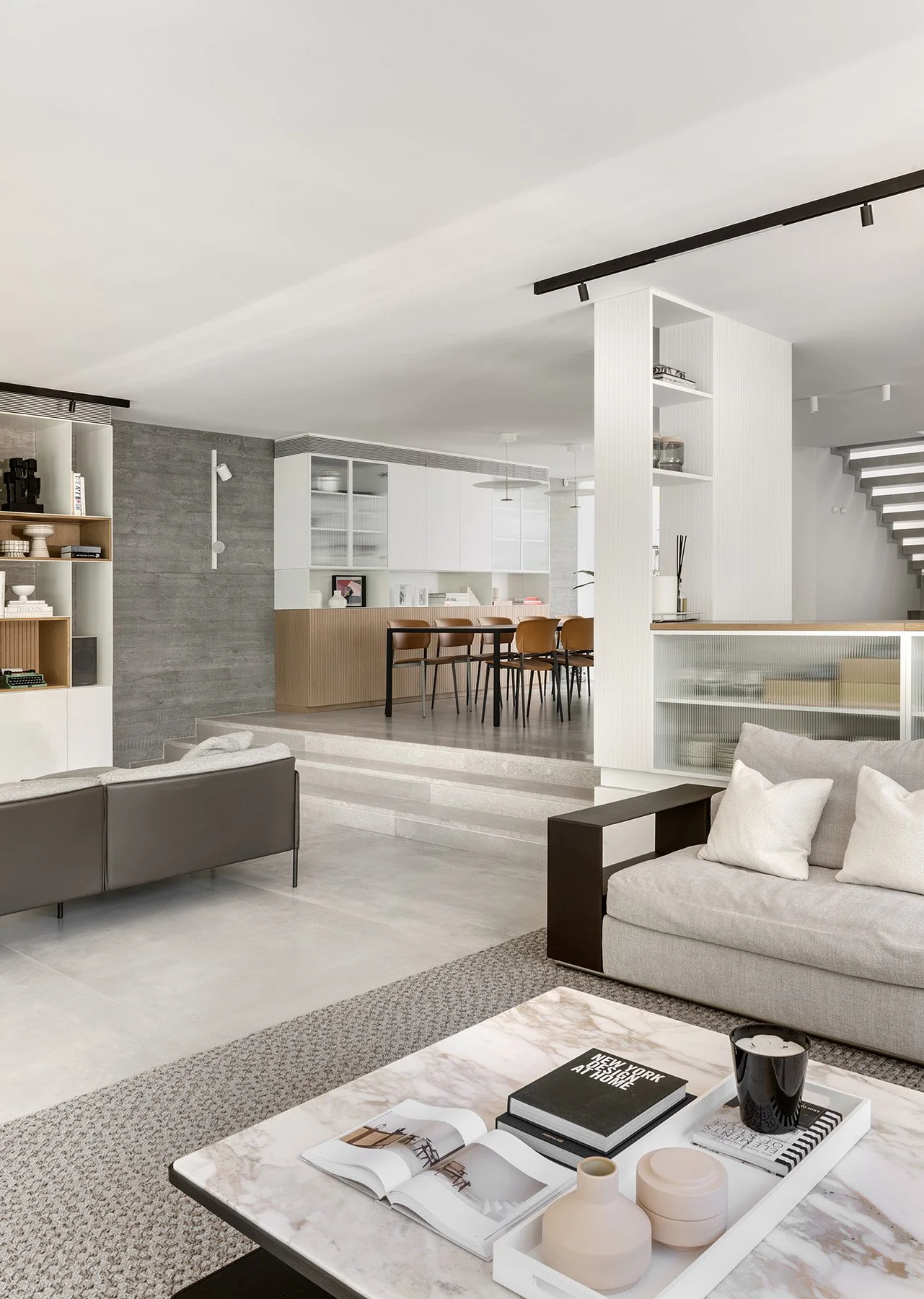 850_4080AAA copy-small.jpg