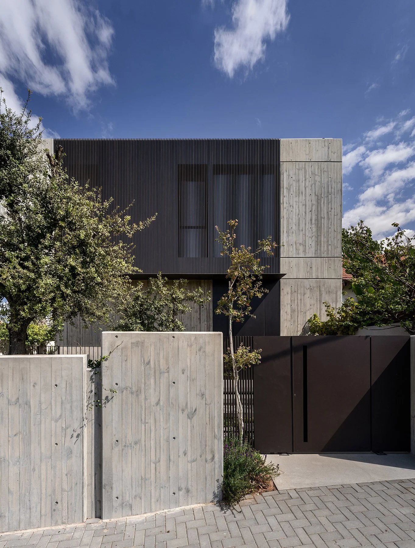 850_3310AAA copy-s.jpg