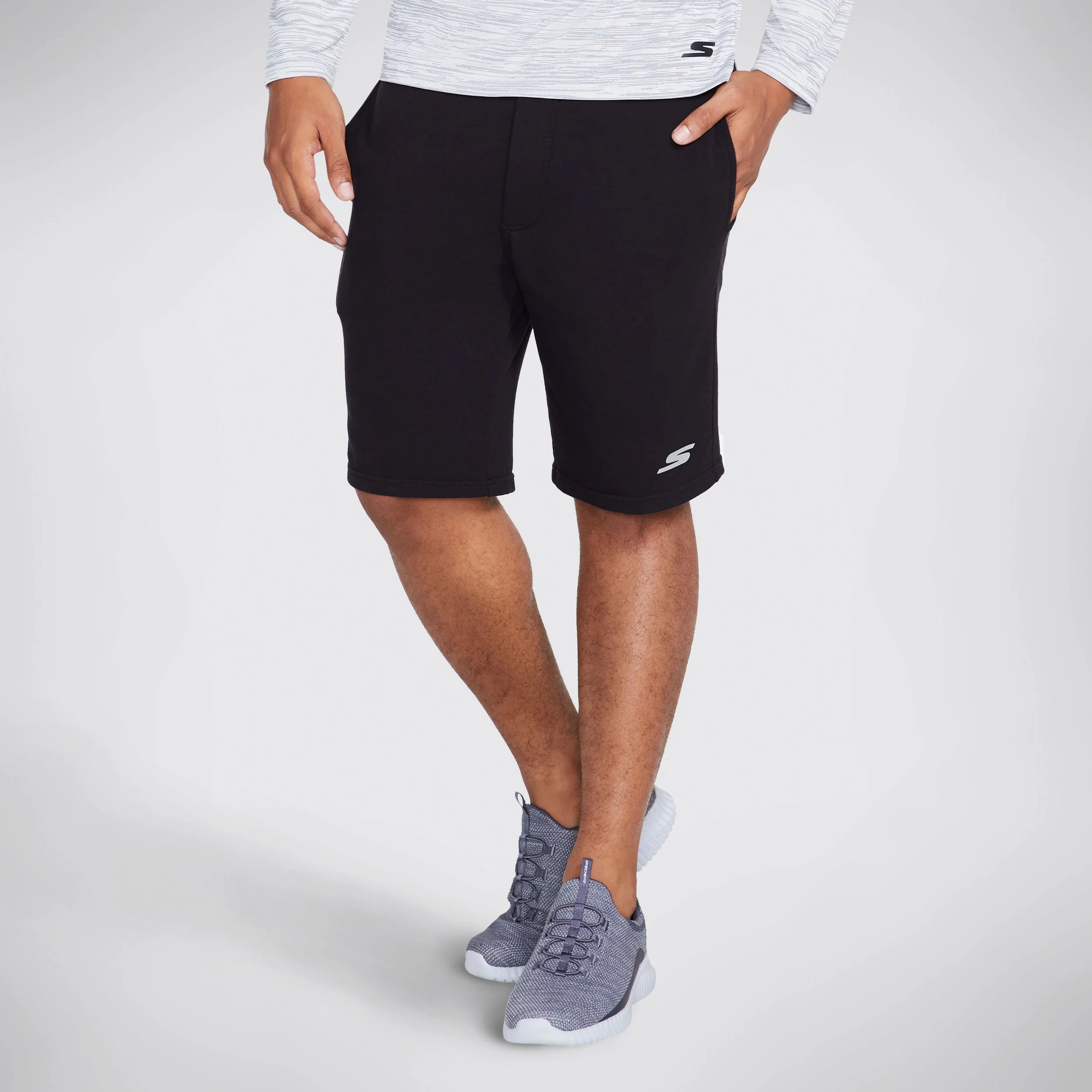 Standard_Apparel_01.jpg
