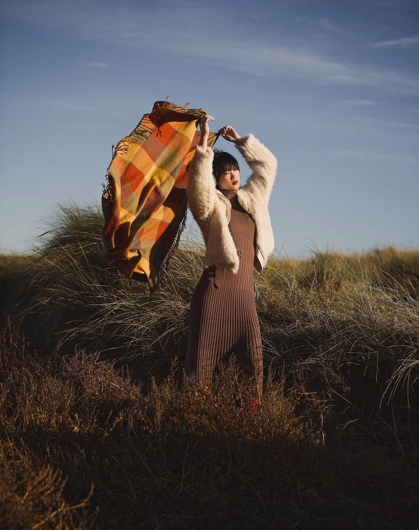 This sun we&rsquo;ve been having lately reminds me of this gorgeous natural light editorial shot at Yellowcraigs, Scotland. Showing off the stunning and versatile landscapes just a 40-minute drive from Edinburgh city, we featured brands including @an