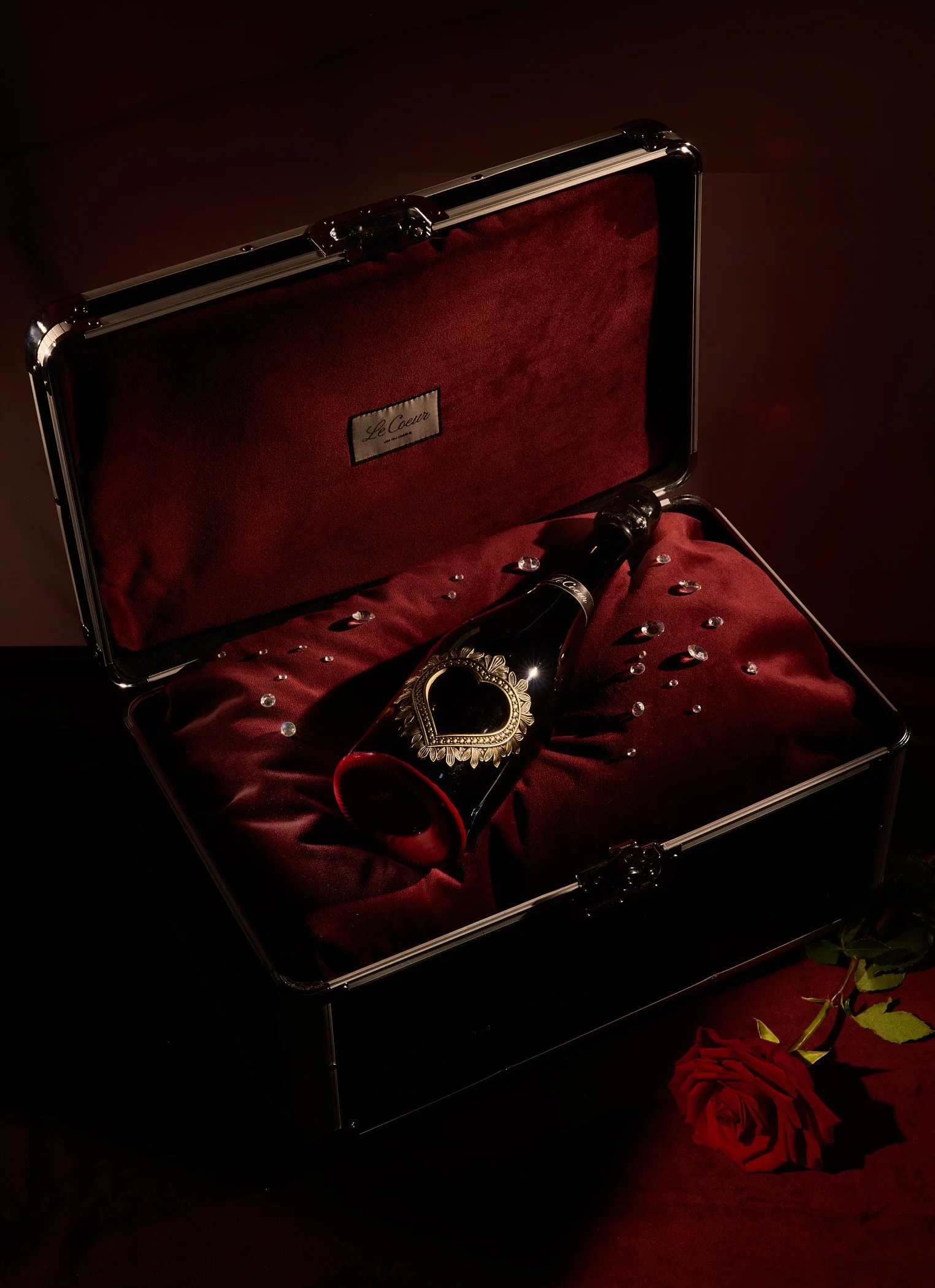 RAW_Le Coeur_2338_MetalBox&Bottle.jpg
