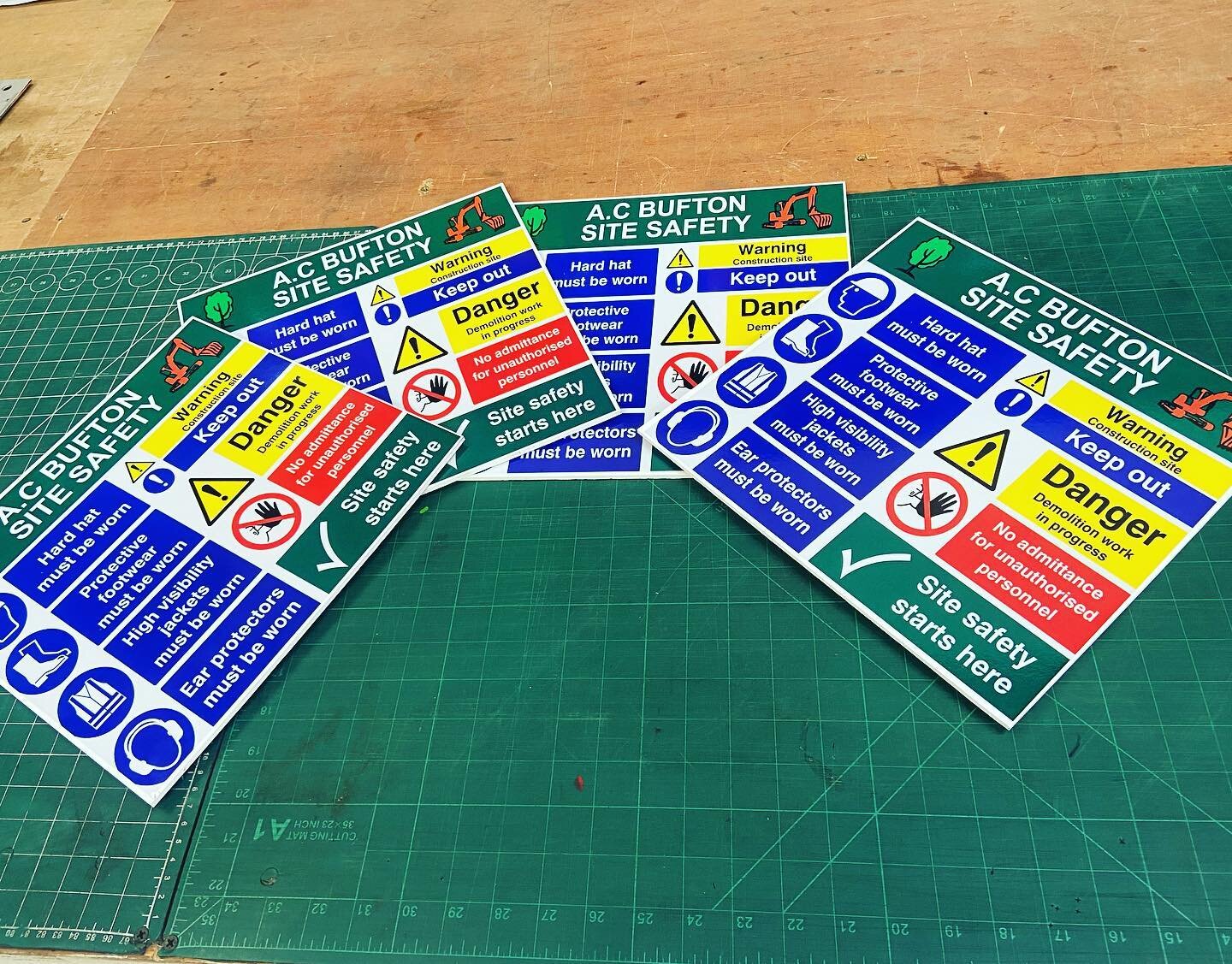 Site safety boards! 🪧