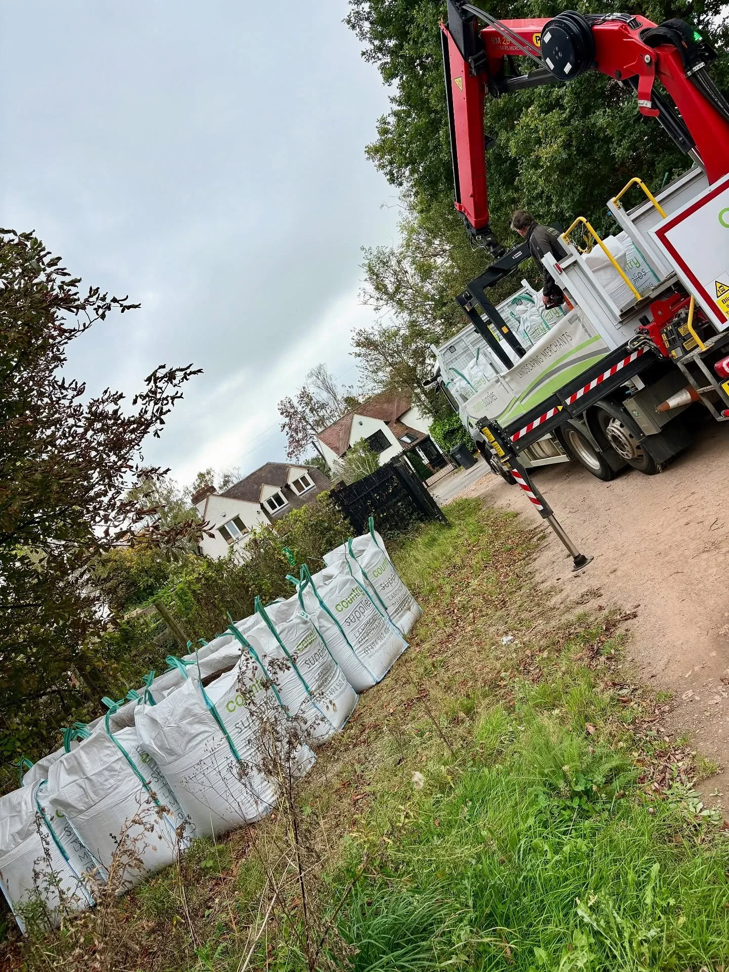 Biodiversity gain.

Phase 2 of our biodiversity net gain project is all about scrub enhancement and creation around the vineyard. The materials have started to land, including organic composted wood bark, tree guards and stakes&hellip;for over 3000 t