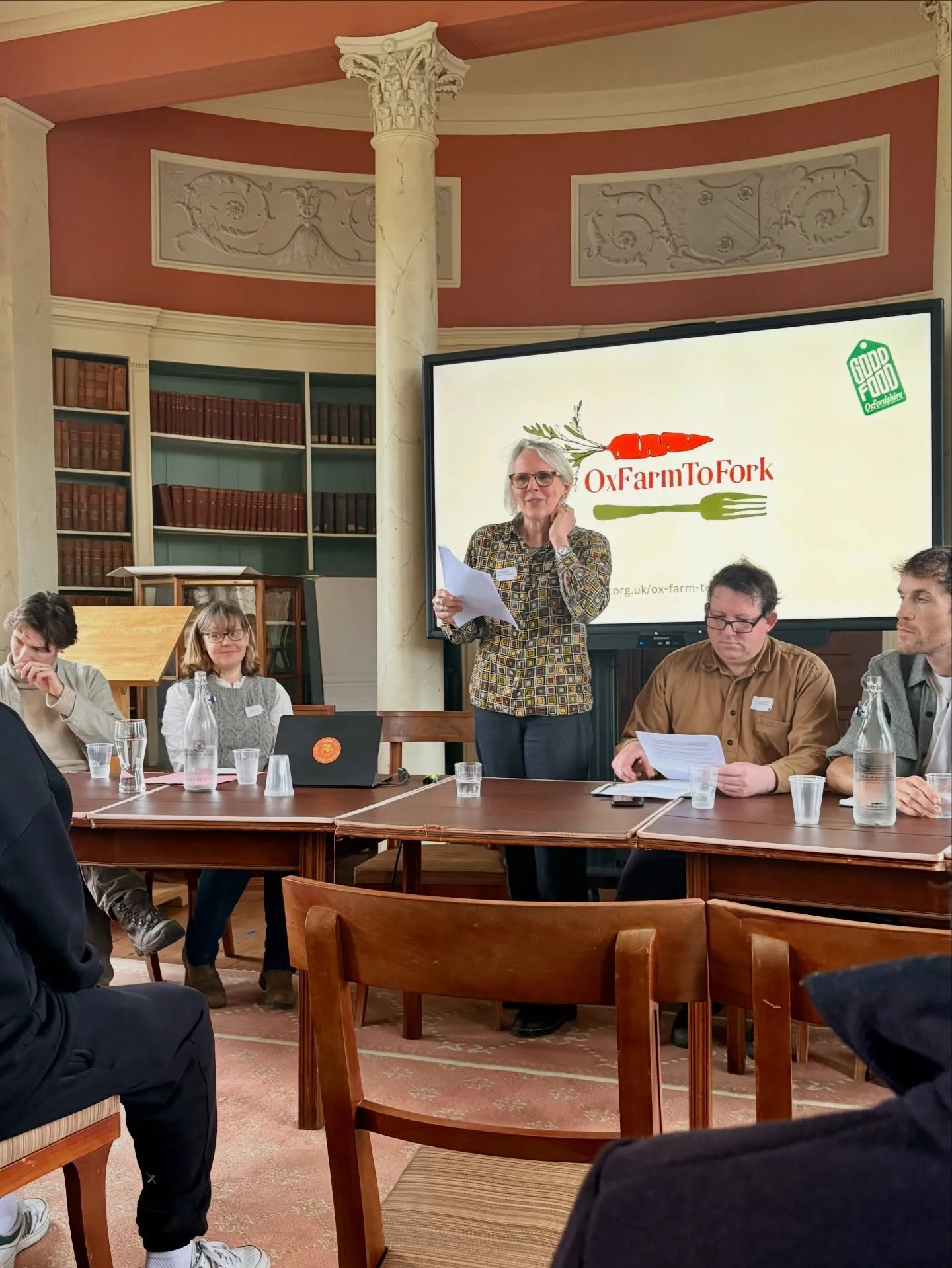 Farm to Fork.

What a brilliant day joining organic and regen growers in and around Oxford to deep dive into connecting people and purchasing power with organic, local, seasonal food and drink. So much energy, passion and thriving community. @goodfoo