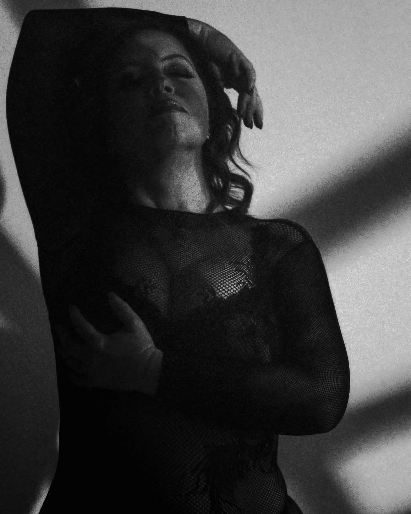 🔥 FOURTH TIME&rsquo;S THE CHARM 🔥

this goddess came back for her FOURTH session with me&mdash;and let me tell you, we went a whole different direction this time. played with shadows, got a little moody, a little spicy... and a whole lotta powerful