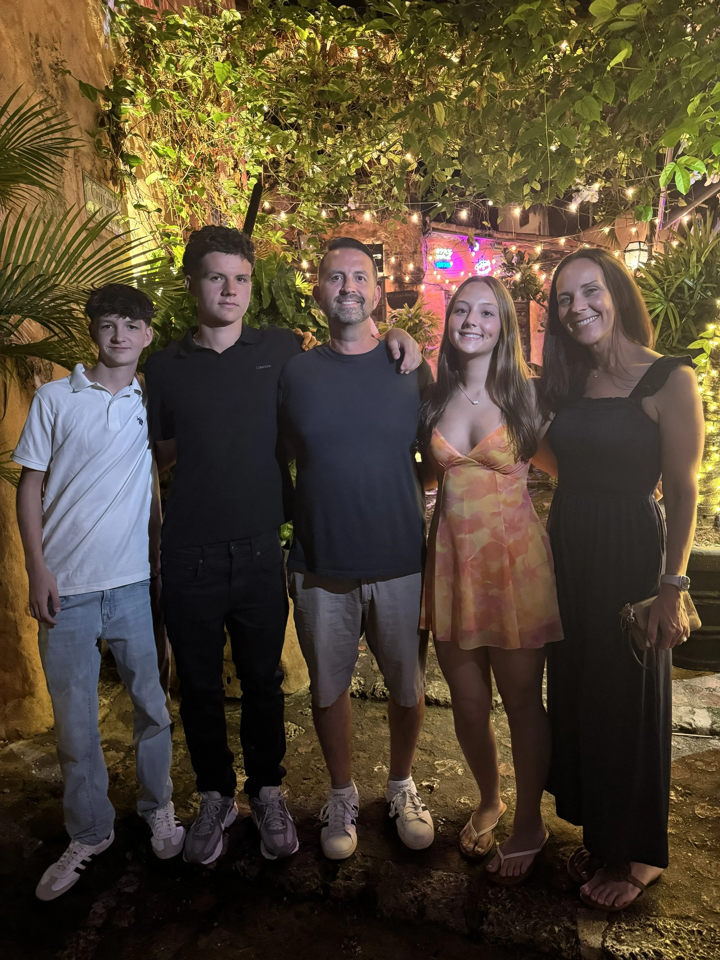 MartinezFamily01.jpg