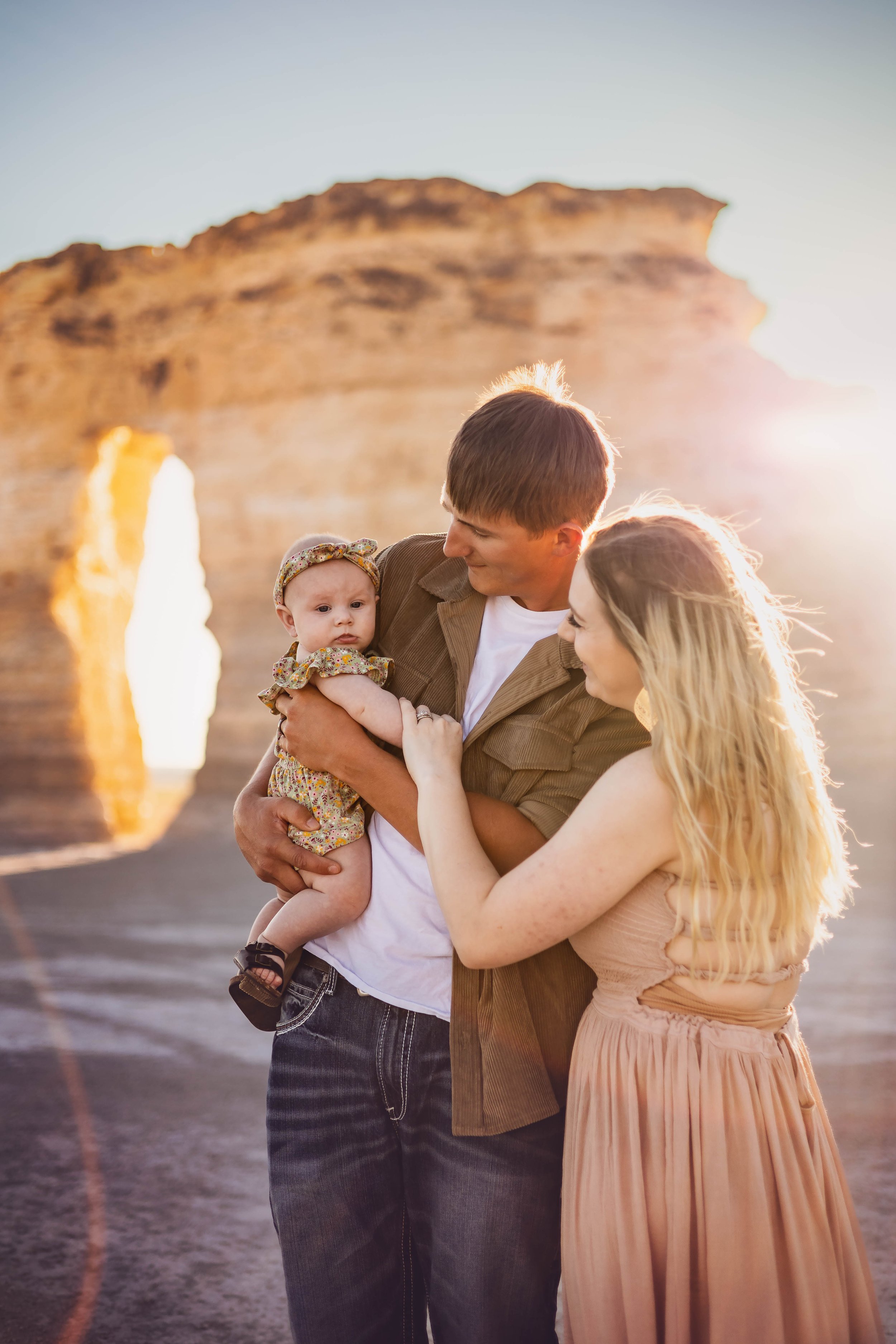 Edwards-Family-Portraits-Monument-Rocks-KS-38.jpg