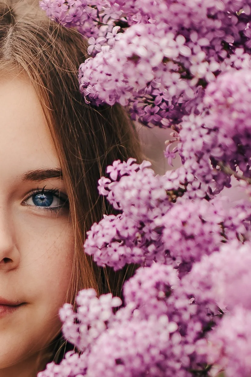 family mini session spring pics in nebraska