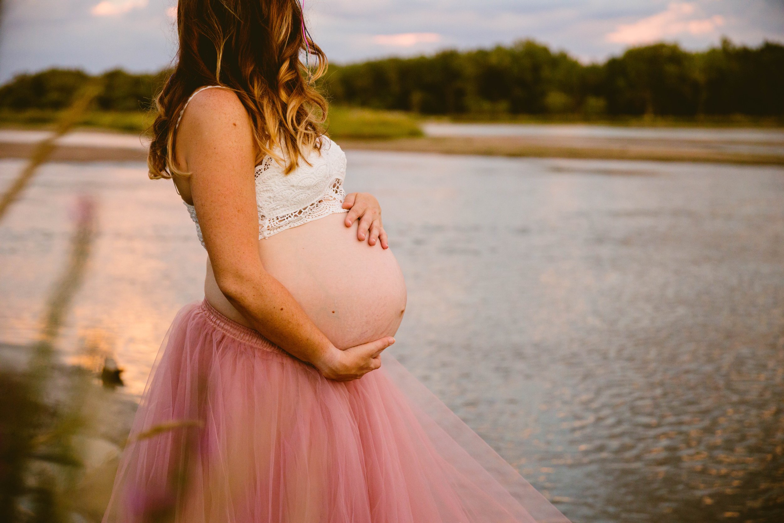 Maternity Photography in Kearney NE — Kearney Photographer Sugar Divas Photography