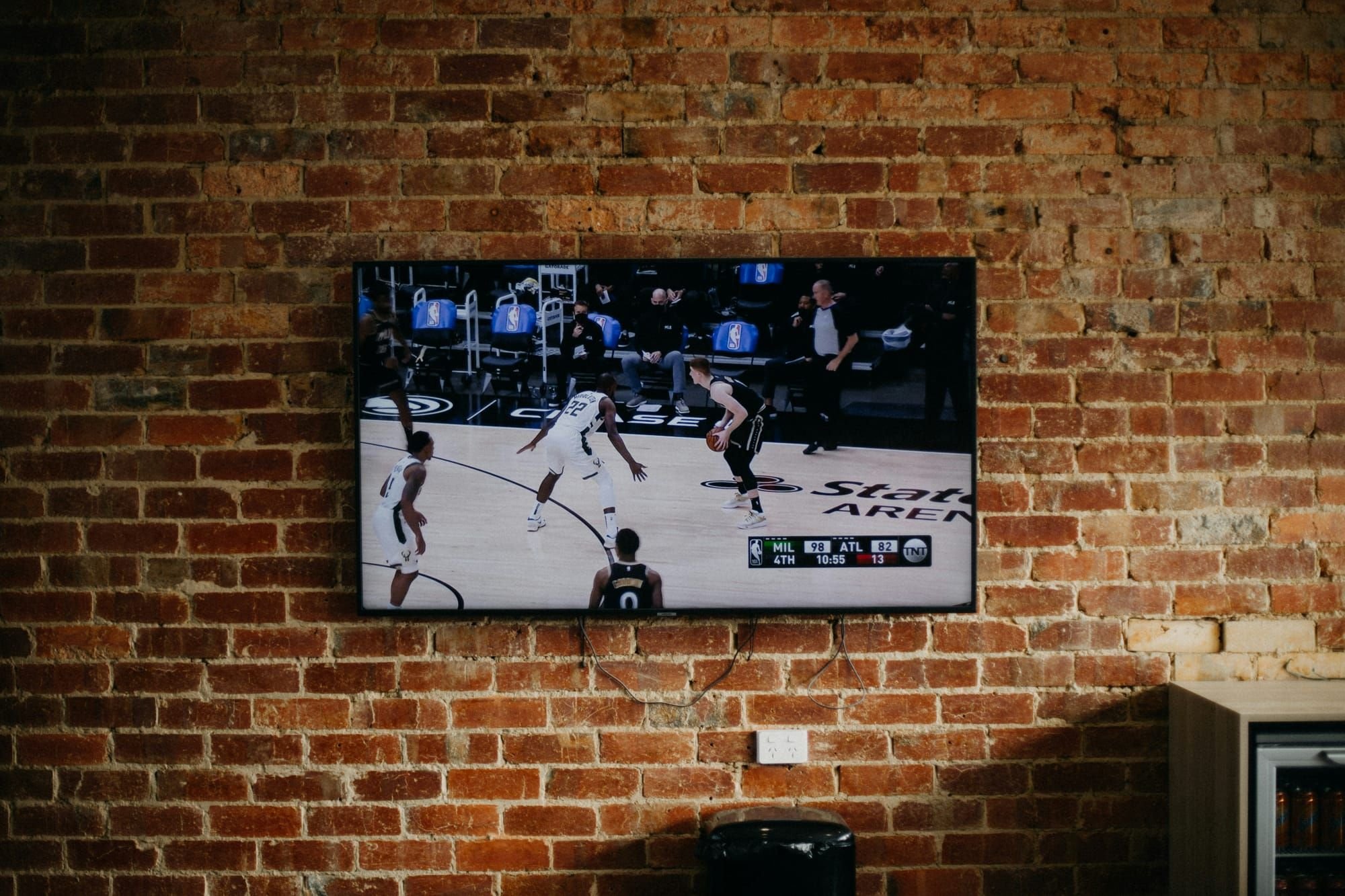  Sports Keeps Viewers Connected to Traditional Television - Eleanor Semeraro 