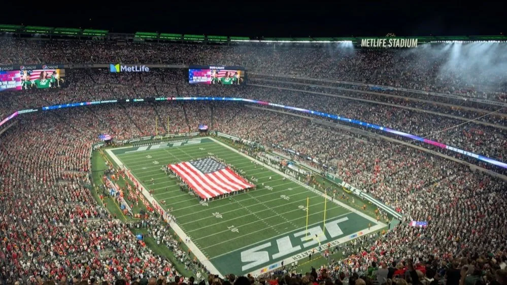   Just 56.9% Of Avid NFL Audiences Are Brand Loyalists  -  John Cassillo  