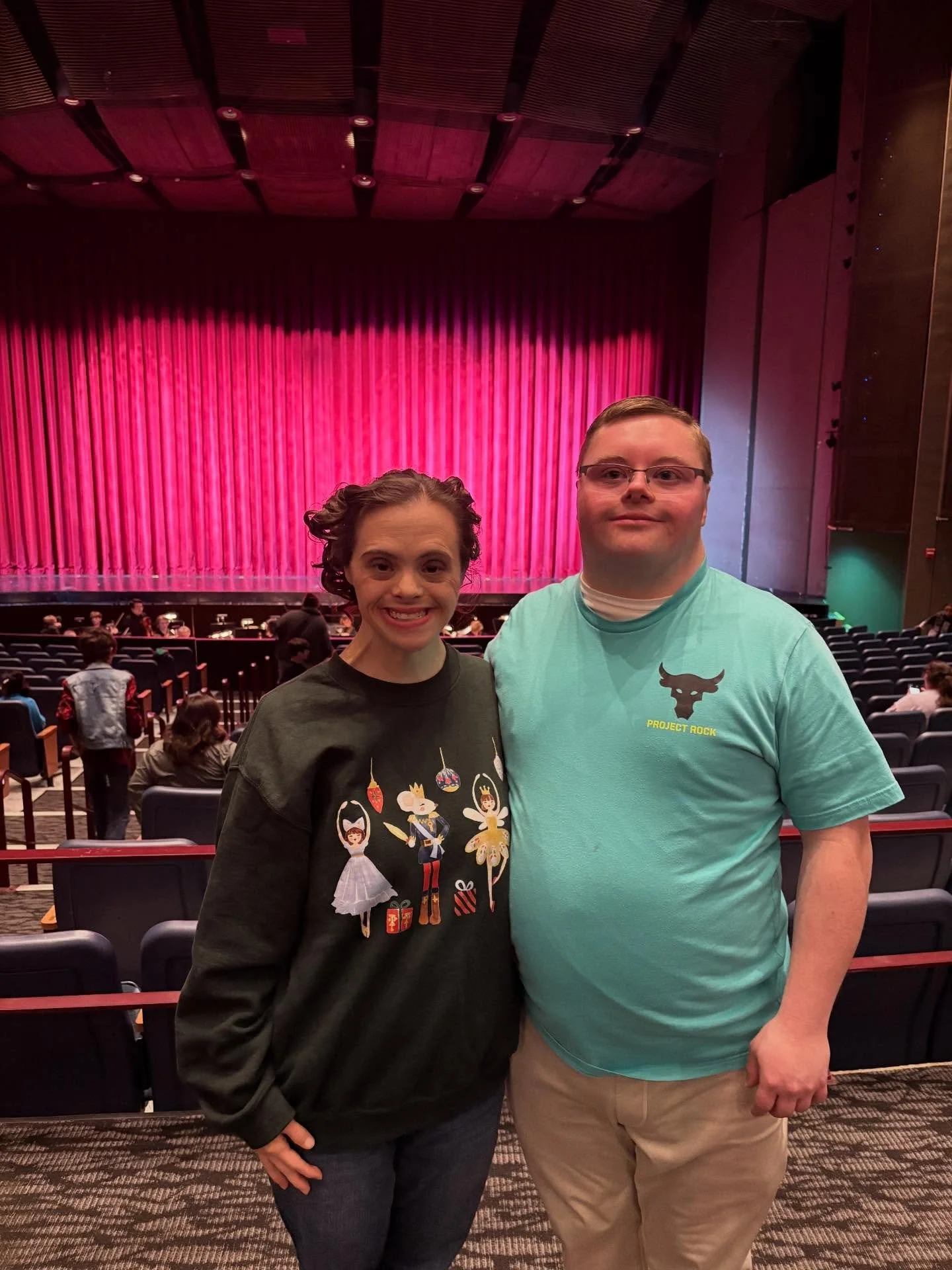 Thank you @thenutcrackernrv for letting us come and watch this ✨MAGICAL✨ show and get in the Christmas spirit! 

We also loved supporting some of our community members, Elizabeth and Chris!