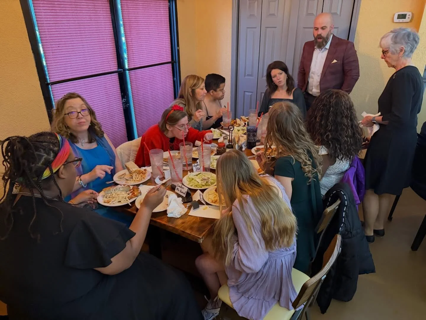 Great Pre @nighttoshineroanokeva Dinner with MA friends at @mammamariava !!! And then on to the dance&hellip;.!!!