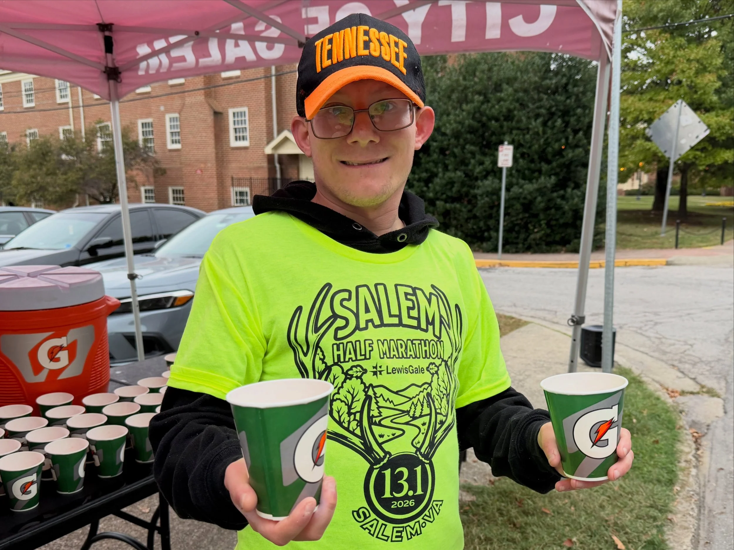Thanks to @salemvahalf for letting a small group from our community serve water and @gatorade! Naturally, we turned it into a dance party!