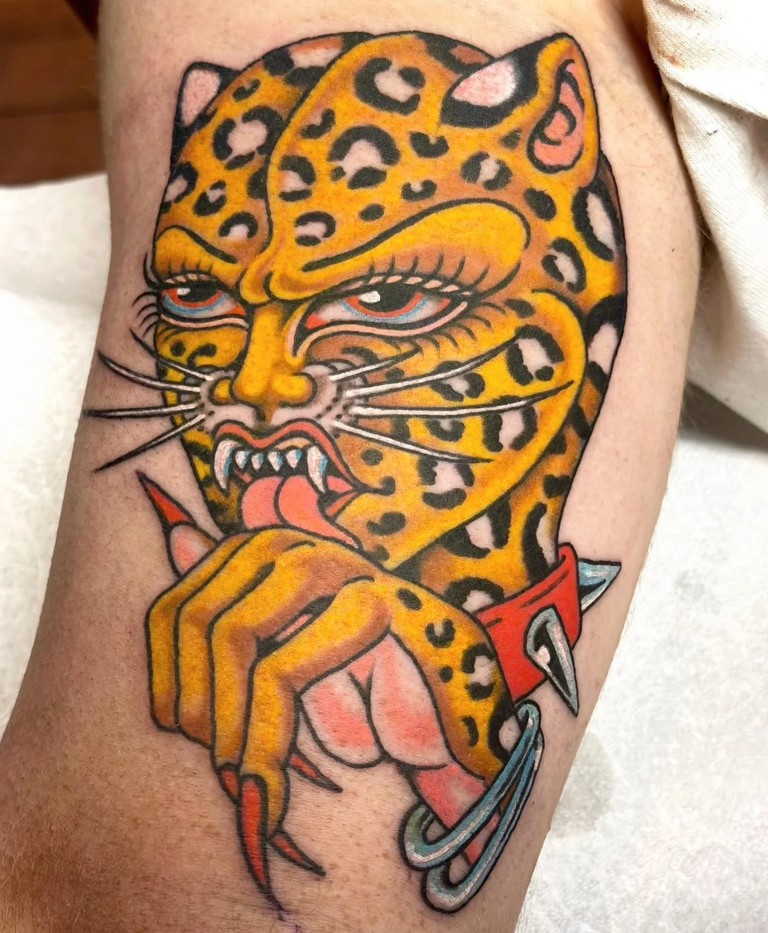 I have so much new flash ready for you to pick through, DM or BradleyMacom.com to book 
@tattoosmilepdx