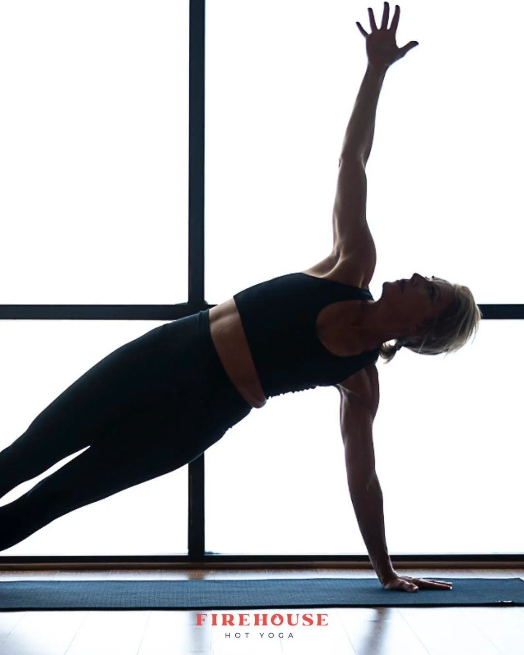 Side planks look all chill until you&rsquo;re actually in one&hellip; and suddenly every muscle is like &ldquo;oh, we&rsquo;re doing this.&rdquo;

If you&rsquo;re practicing side plank to get those muscles muscling before Planksgiving, here&rsquo;s t