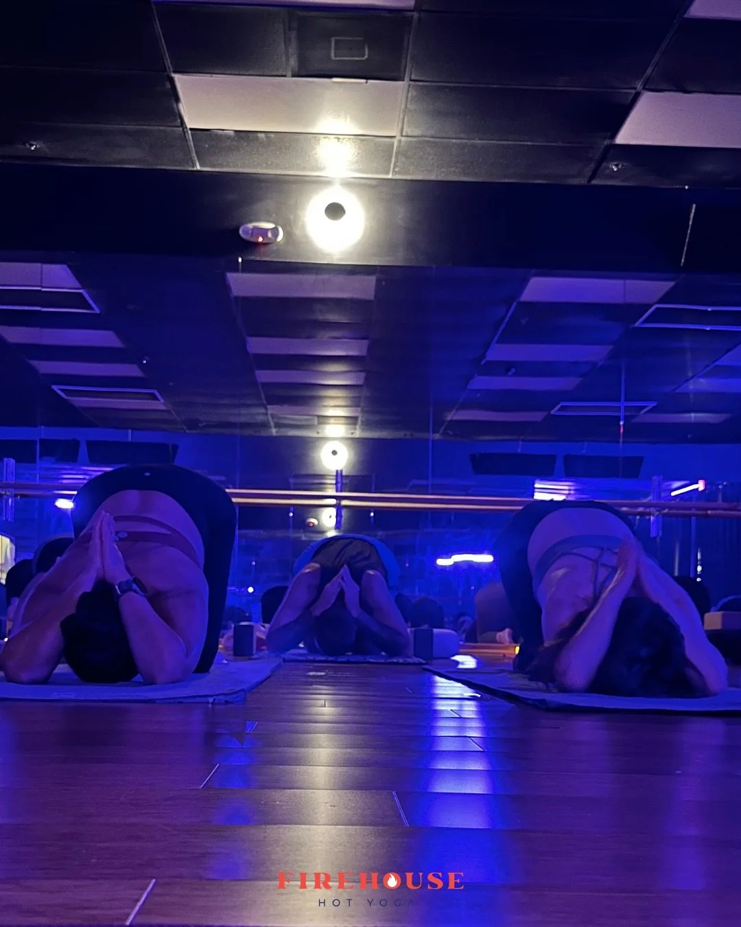 That hour on your mat?
Someone else is hoping for it, too. 

Our classes fill quickly and are often waitlisted. We want everyone to have a fair shot at their reset of rolling out their mat. If your plans change, please cancel at least 3 hours before 