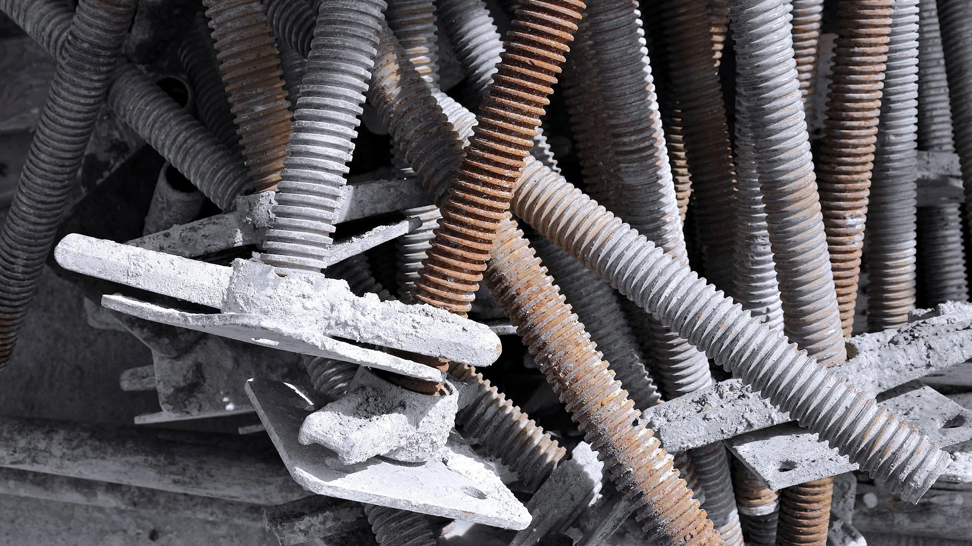 190103.A.04.N.01 - Closeup of Screw-Jack Hardware